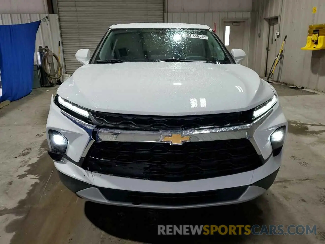 5 fotografías del automóvil dañado 3GNKBHR47SS129038 CHEVROLET BLAZER 2025
