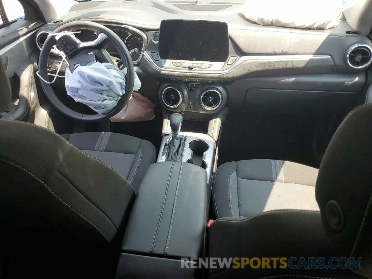 8 fotografías del automóvil dañado 3GNKBHR49SS183795 CHEVROLET BLAZER 2025
