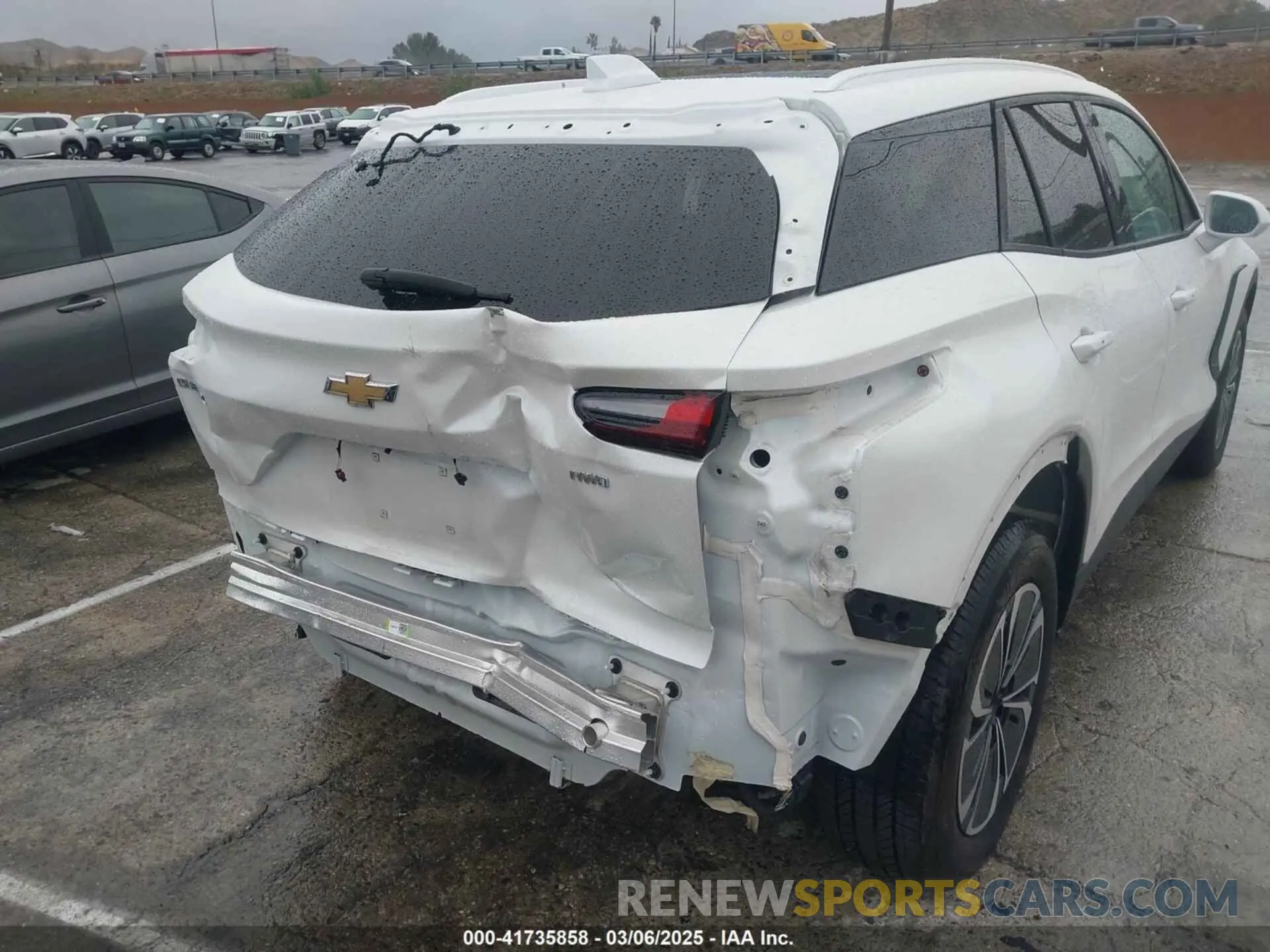 21 fotografías del automóvil dañado 3GNKDBRJ0RS218750 CHEVROLET BLAZER EV 2024