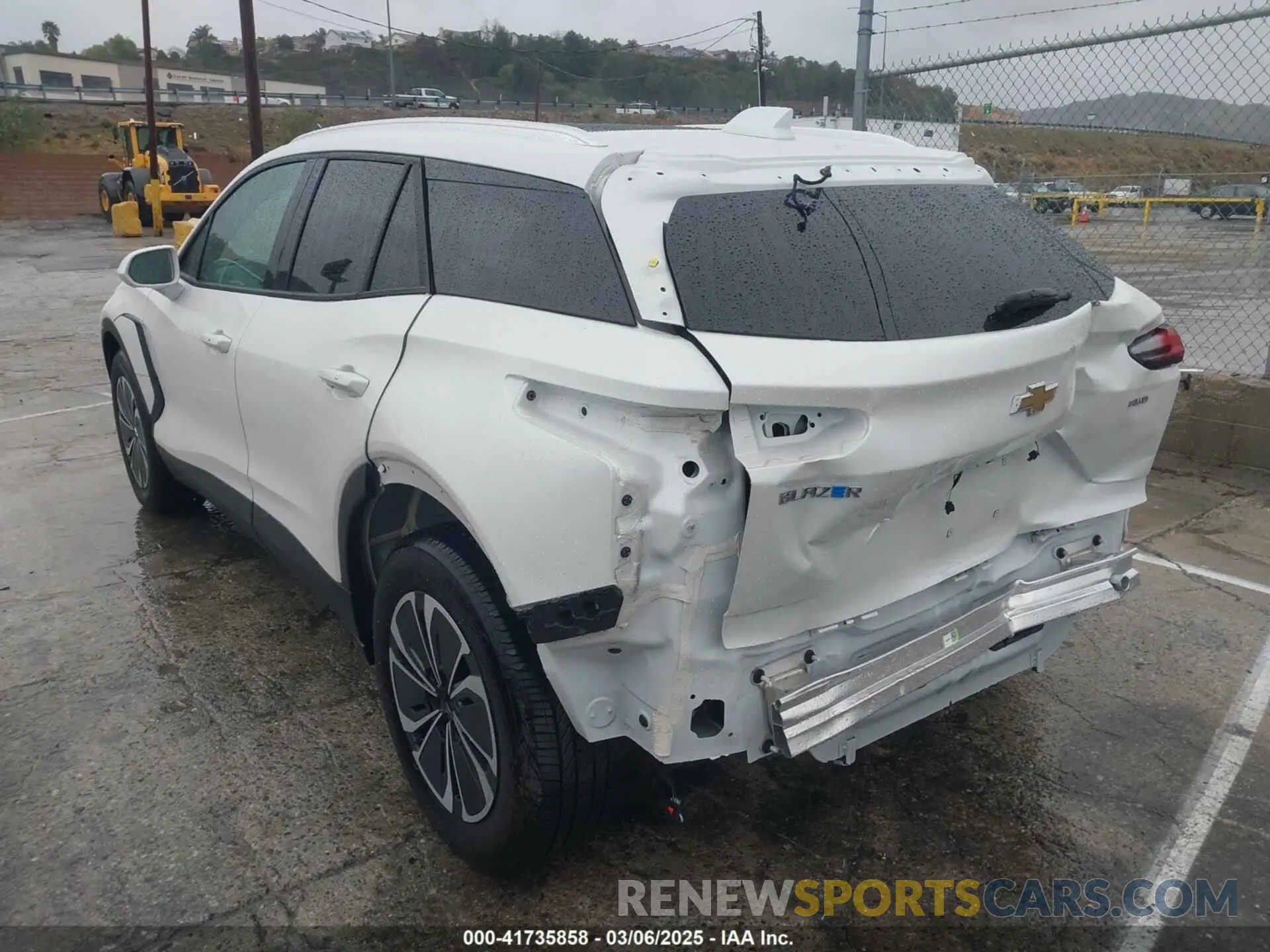 3 fotografías del automóvil dañado 3GNKDBRJ0RS218750 CHEVROLET BLAZER EV 2024