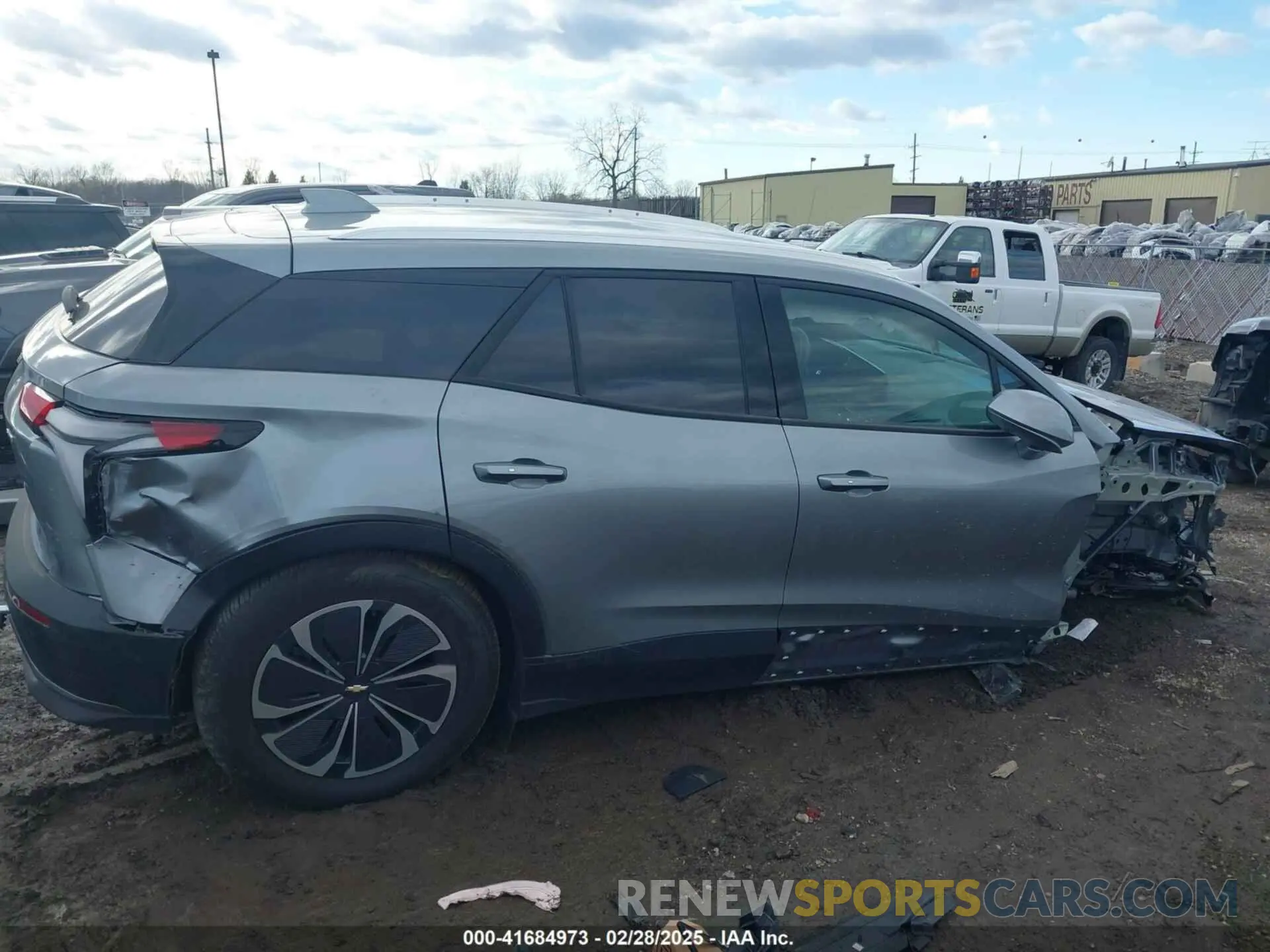 14 fotografías del automóvil dañado 3GNKDBRJ0RS277894 CHEVROLET BLAZER EV 2024