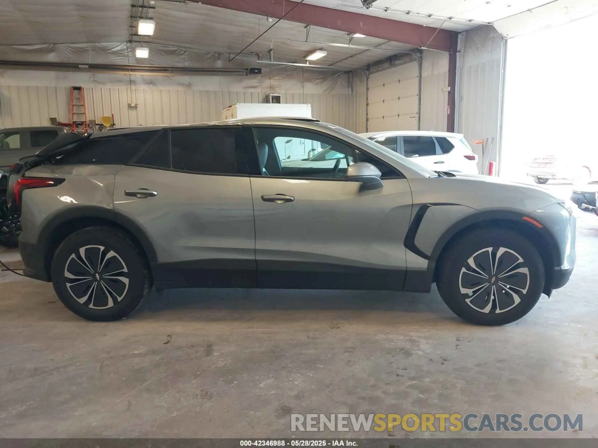 13 fotografías del automóvil dañado 3GNKDBRJ6RS278046 CHEVROLET BLAZER EV 2024