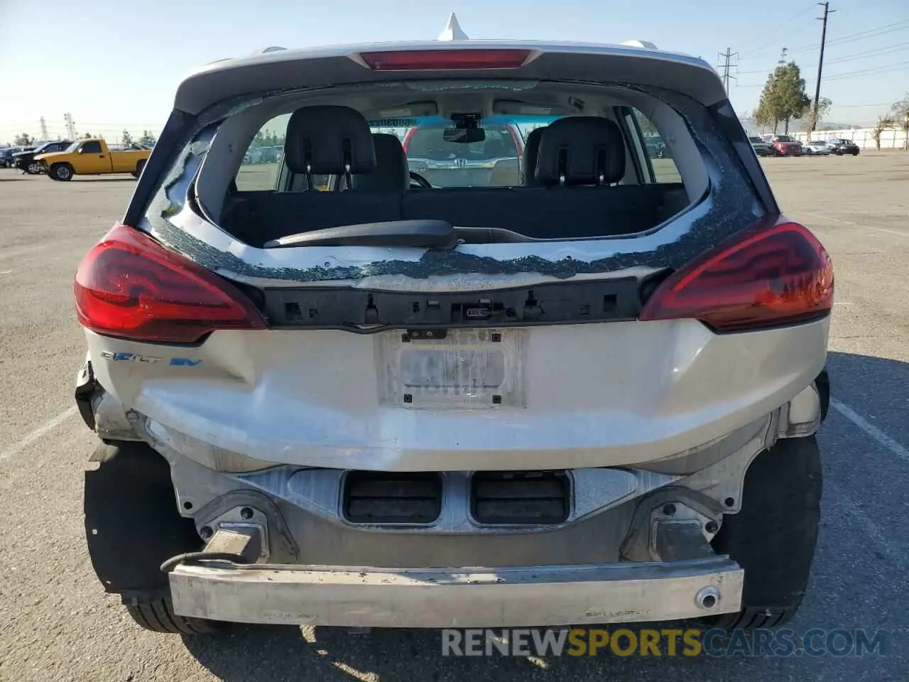 6 fotografías del automóvil dañado 1G1FZ6S05K4139545 CHEVROLET BOLT 2019