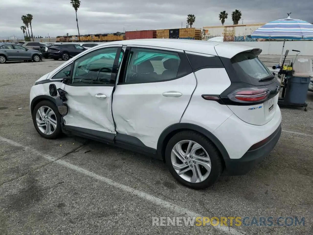 2 fotografías del automóvil dañado 1G1FW6S00P4120790 CHEVROLET BOLT 2023