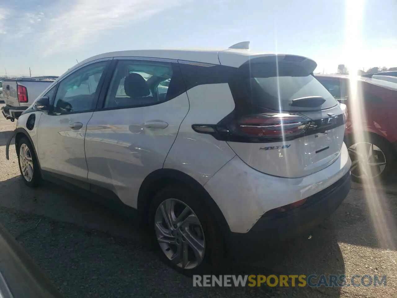 2 fotografías del automóvil dañado 1G1FW6S06P4105761 CHEVROLET BOLT 2023