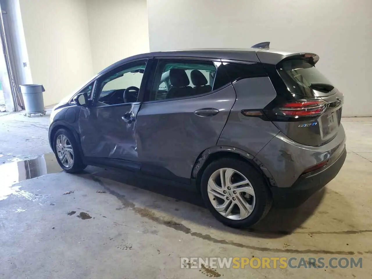 2 fotografías del automóvil dañado 1G1FW6S08P4186648 CHEVROLET BOLT 2023