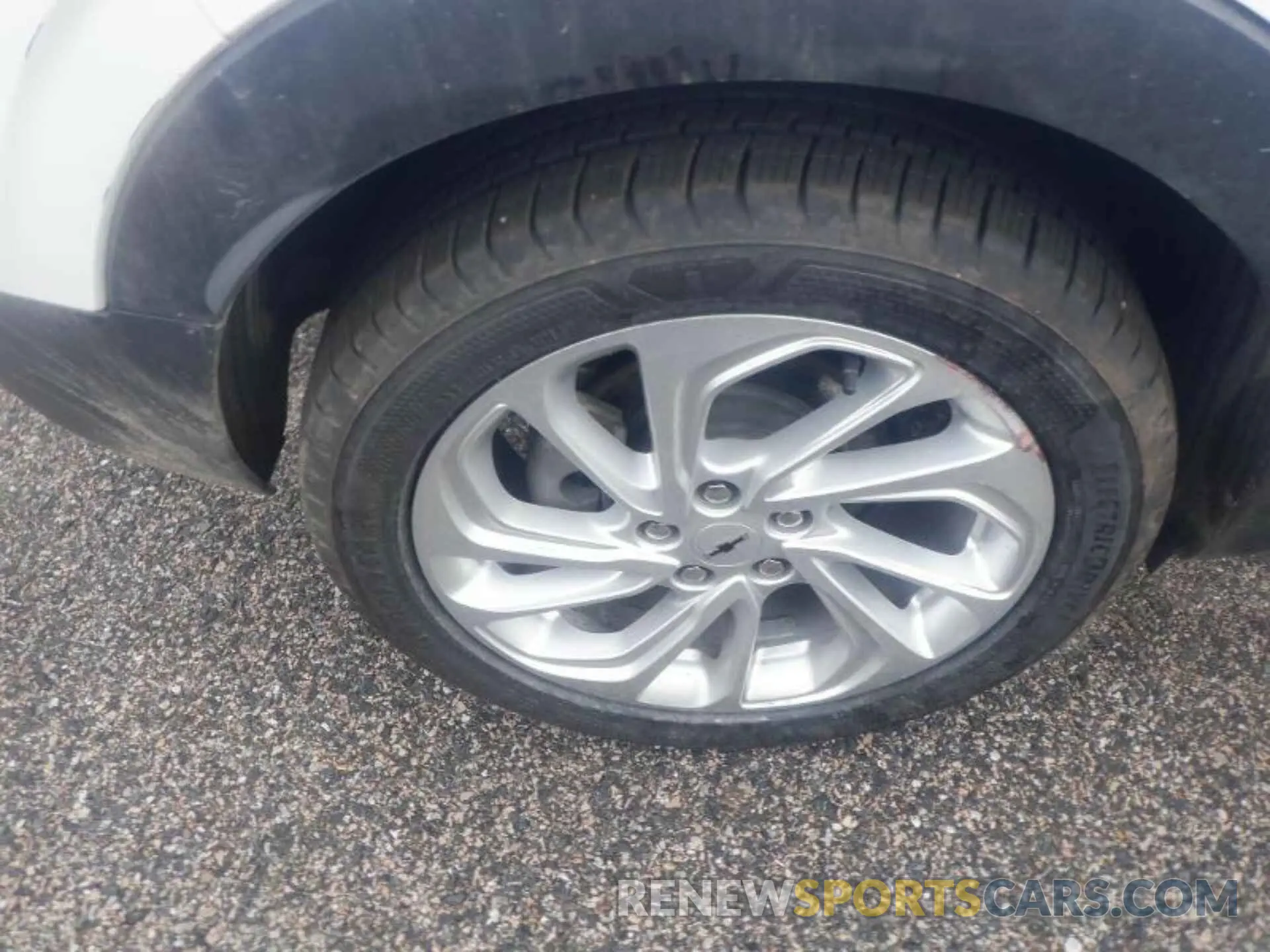 2 fotografías del automóvil dañado 1G1FY6S02N4125559 CHEVROLET BOLT EUV 2022