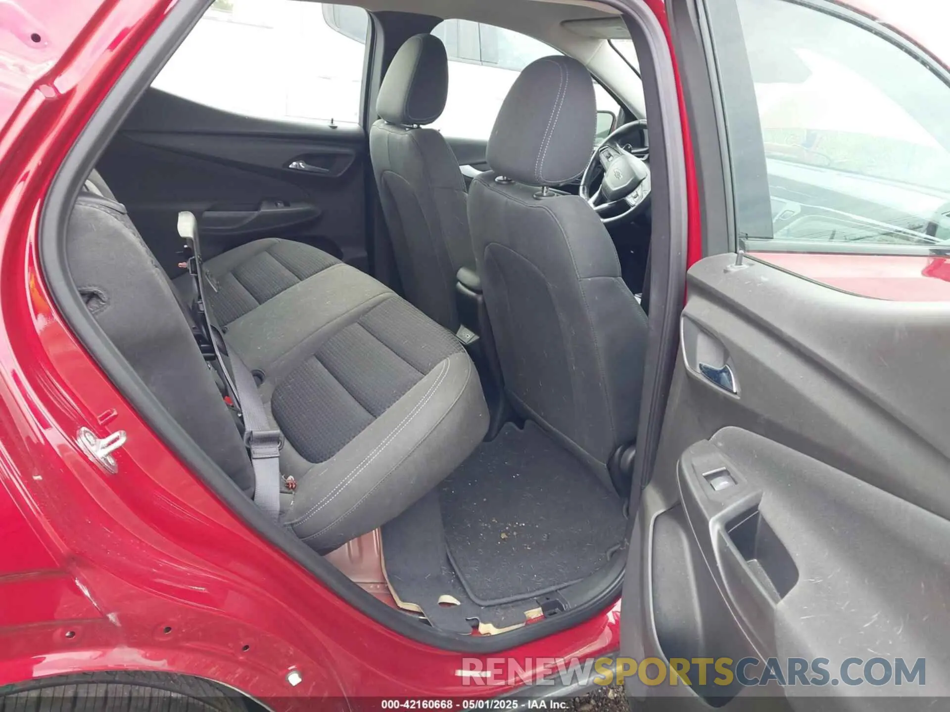 8 fotografías del automóvil dañado 1G1FY6S06N4108442 CHEVROLET BOLT EUV 2022