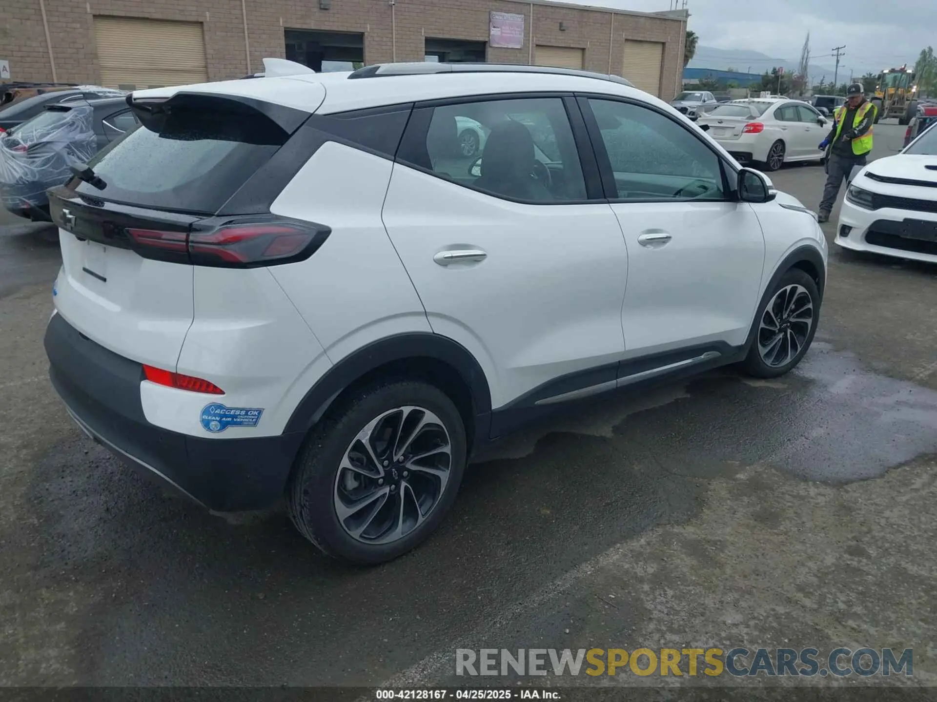 4 fotografías del automóvil dañado 1G1FZ6S06N4111502 CHEVROLET BOLT EUV 2022