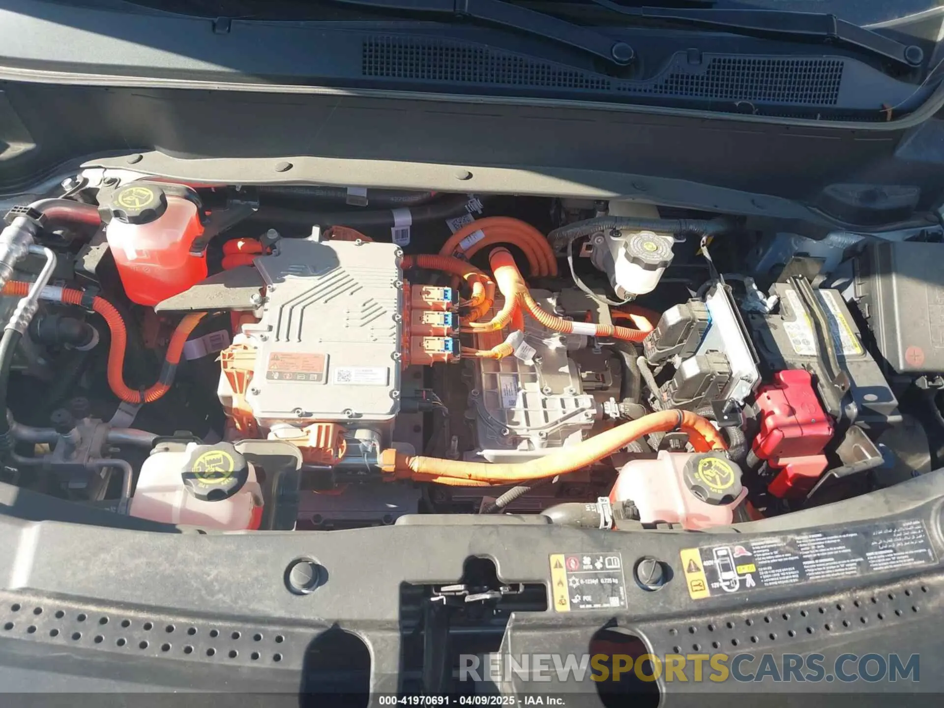10 fotografías del automóvil dañado 1G1FY6S00P4107001 CHEVROLET BOLT EUV 2023