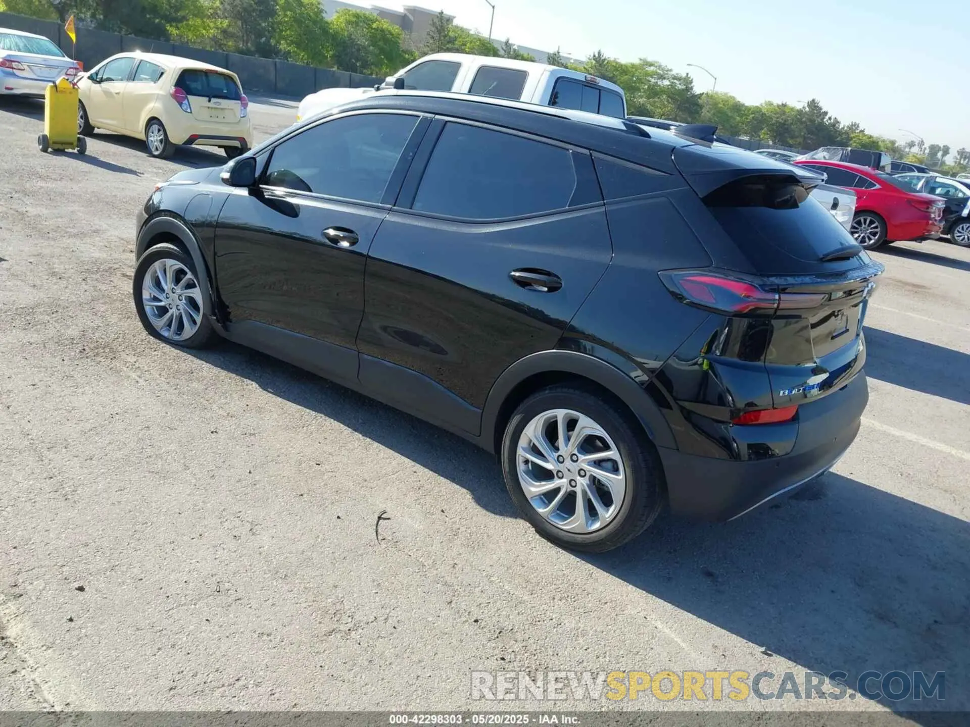 3 fotografías del automóvil dañado 1G1FY6S04P4126733 CHEVROLET BOLT EUV 2023