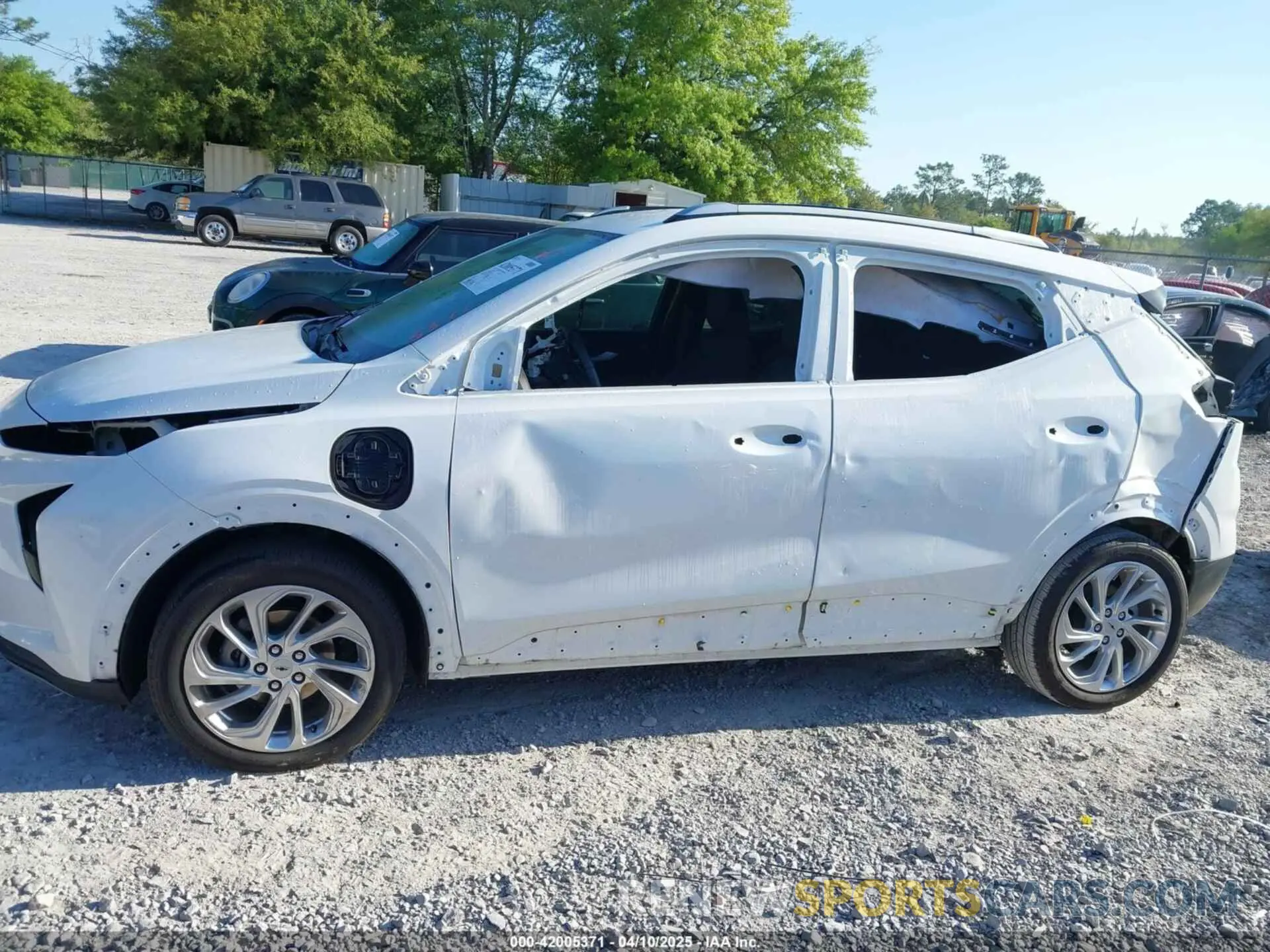 6 fotografías del automóvil dañado 1G1FY6S04P4128661 CHEVROLET BOLT EUV 2023
