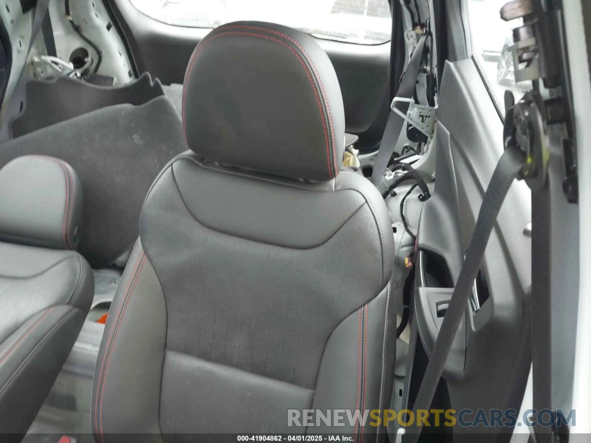 20 fotografías del automóvil dañado 1G1FY6S05P4117636 CHEVROLET BOLT EUV 2023