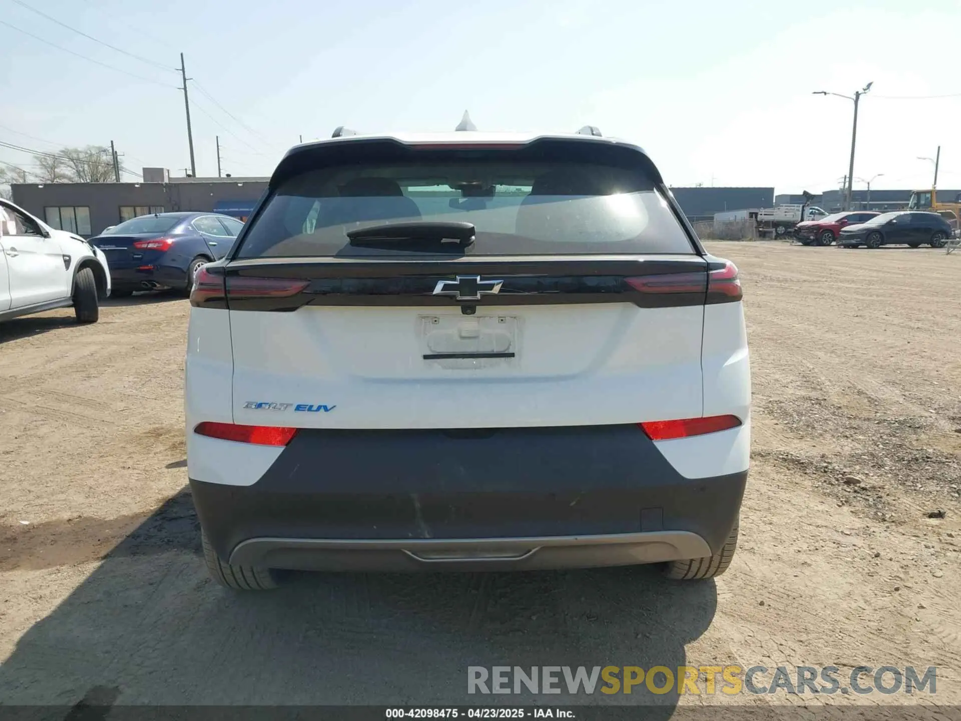 16 fotografías del automóvil dañado 1G1FY6S06P4144022 CHEVROLET BOLT EUV 2023