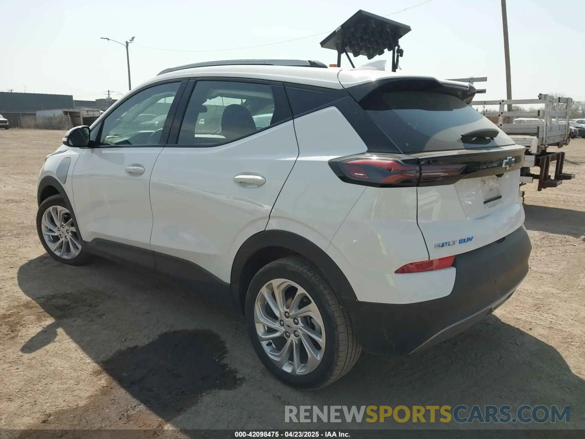 3 fotografías del automóvil dañado 1G1FY6S06P4144022 CHEVROLET BOLT EUV 2023