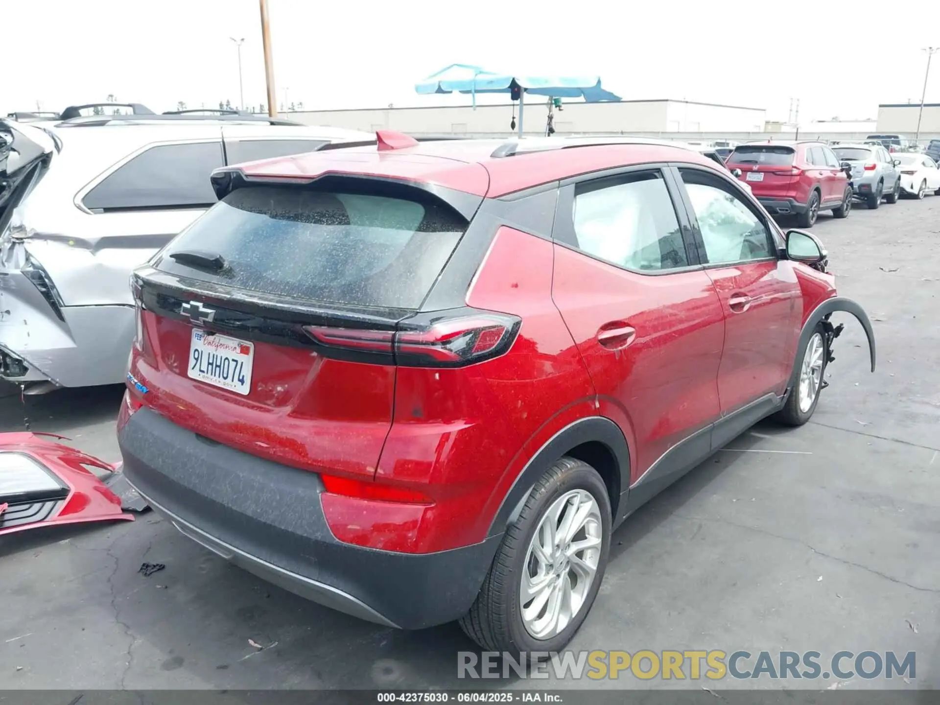 4 fotografías del automóvil dañado 1G1FY6S06P4194368 CHEVROLET BOLT EUV 2023