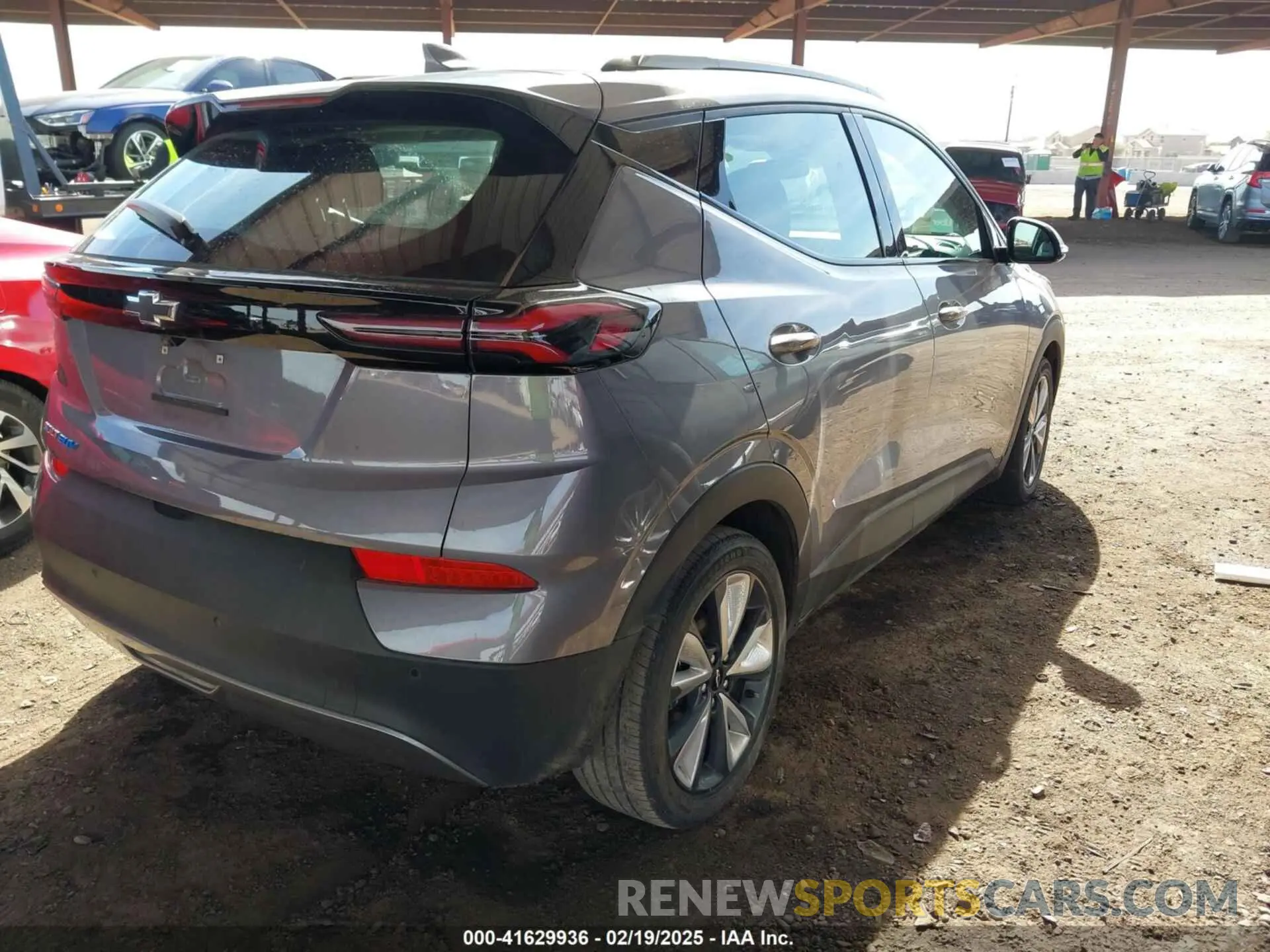 4 fotografías del automóvil dañado 1G1FY6S08P4106842 CHEVROLET BOLT EUV 2023