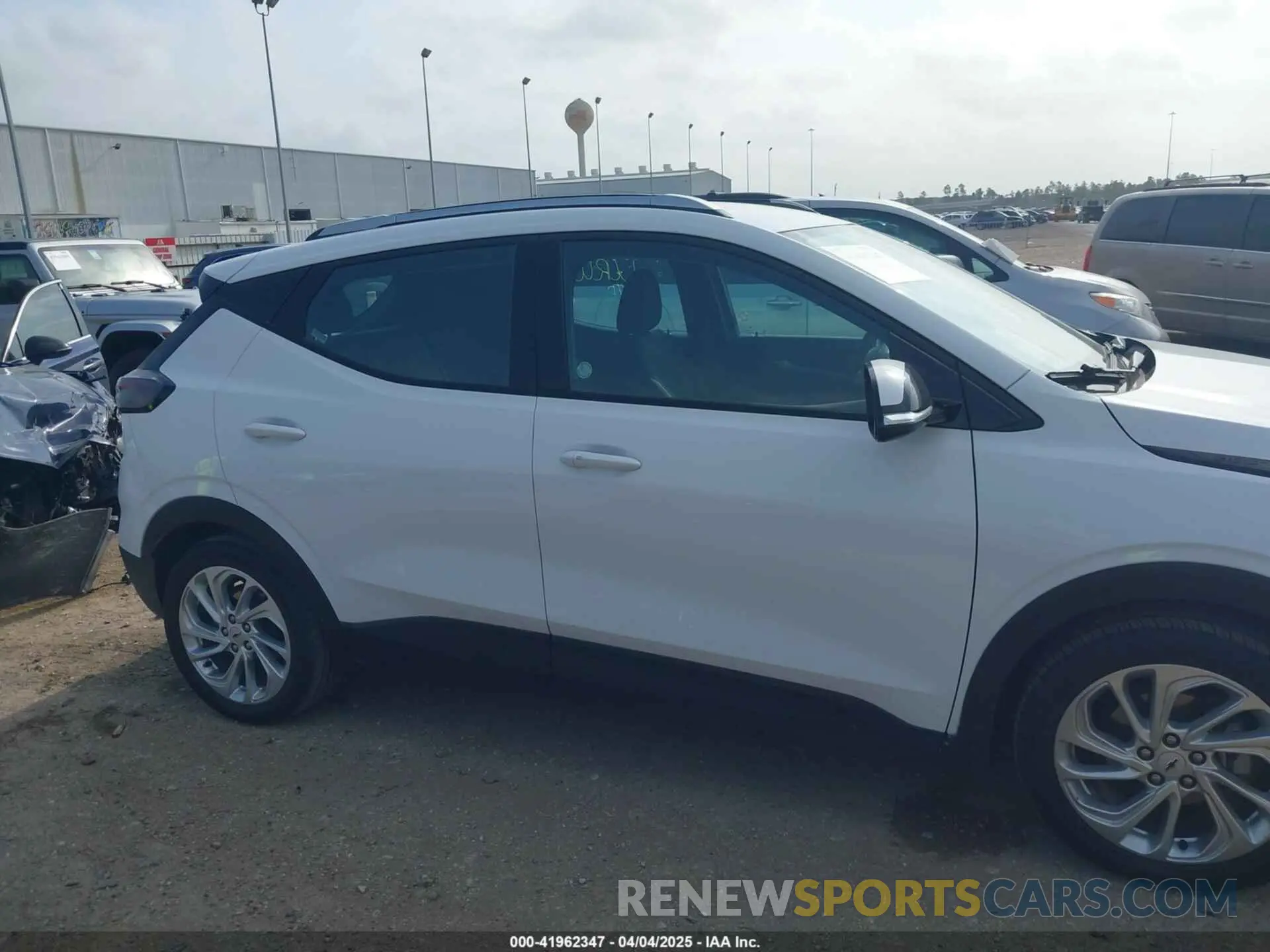 13 fotografías del automóvil dañado 1G1FY6S08P4146306 CHEVROLET BOLT EUV 2023