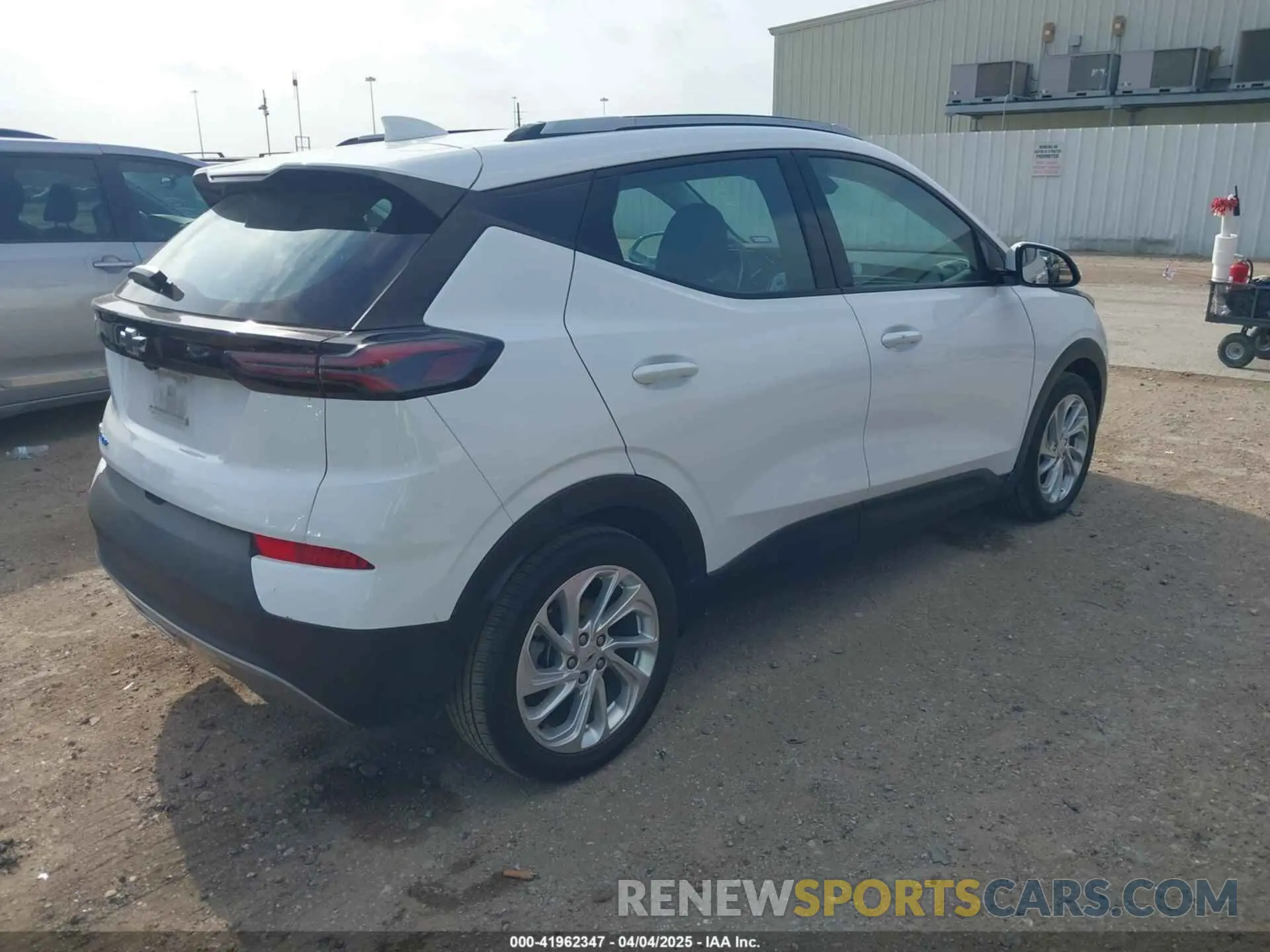 4 fotografías del automóvil dañado 1G1FY6S08P4146306 CHEVROLET BOLT EUV 2023