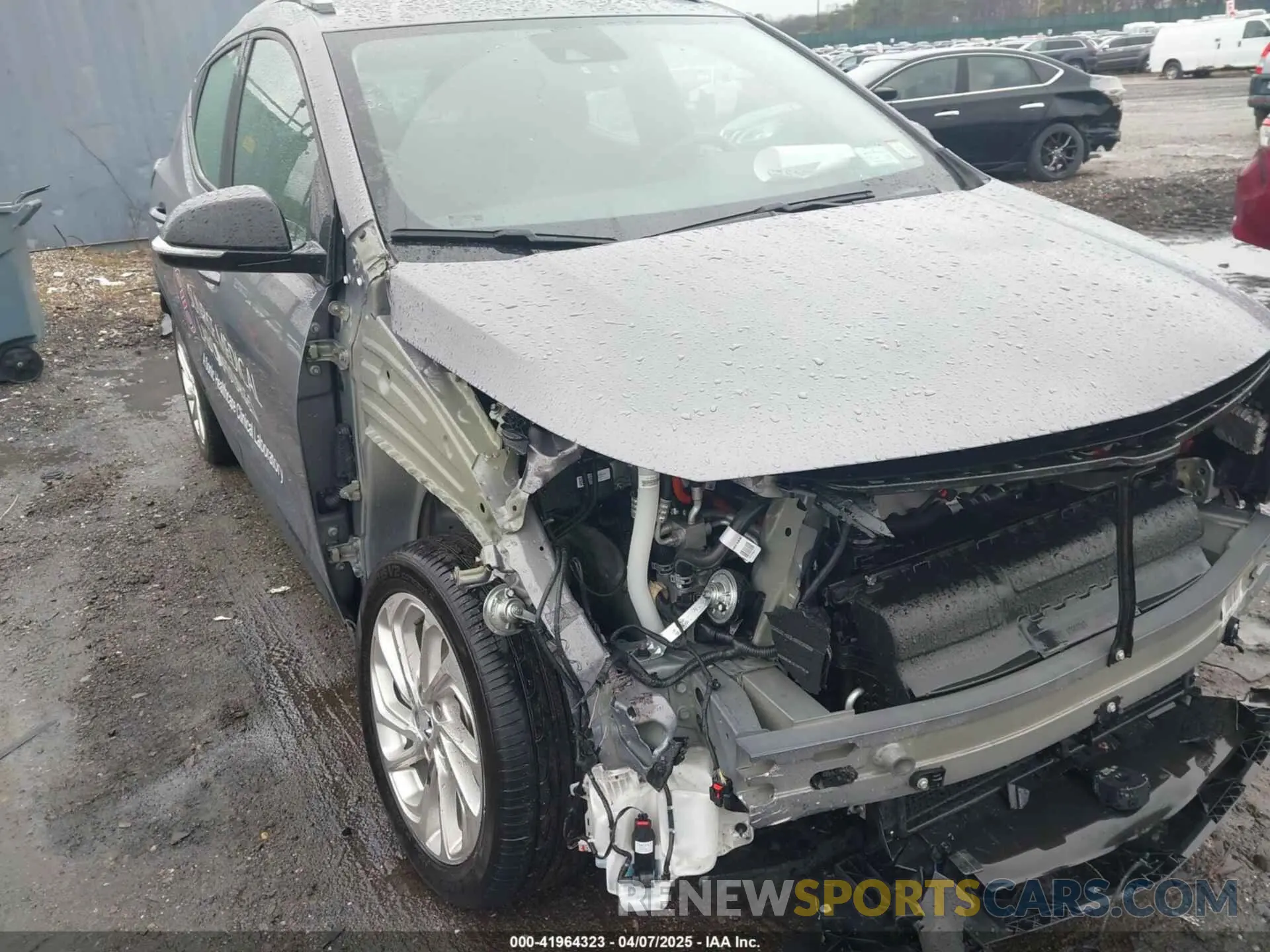 19 fotografías del automóvil dañado 1G1FY6S08P4204737 CHEVROLET BOLT EUV 2023