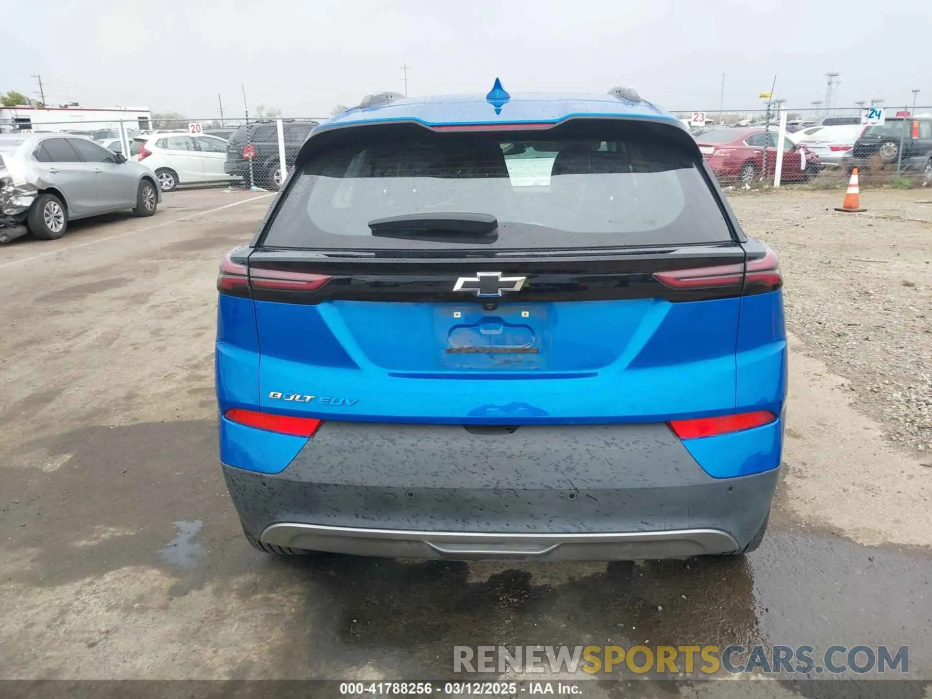 16 fotografías del automóvil dañado 1G1FY6S09P4103660 CHEVROLET BOLT EUV 2023