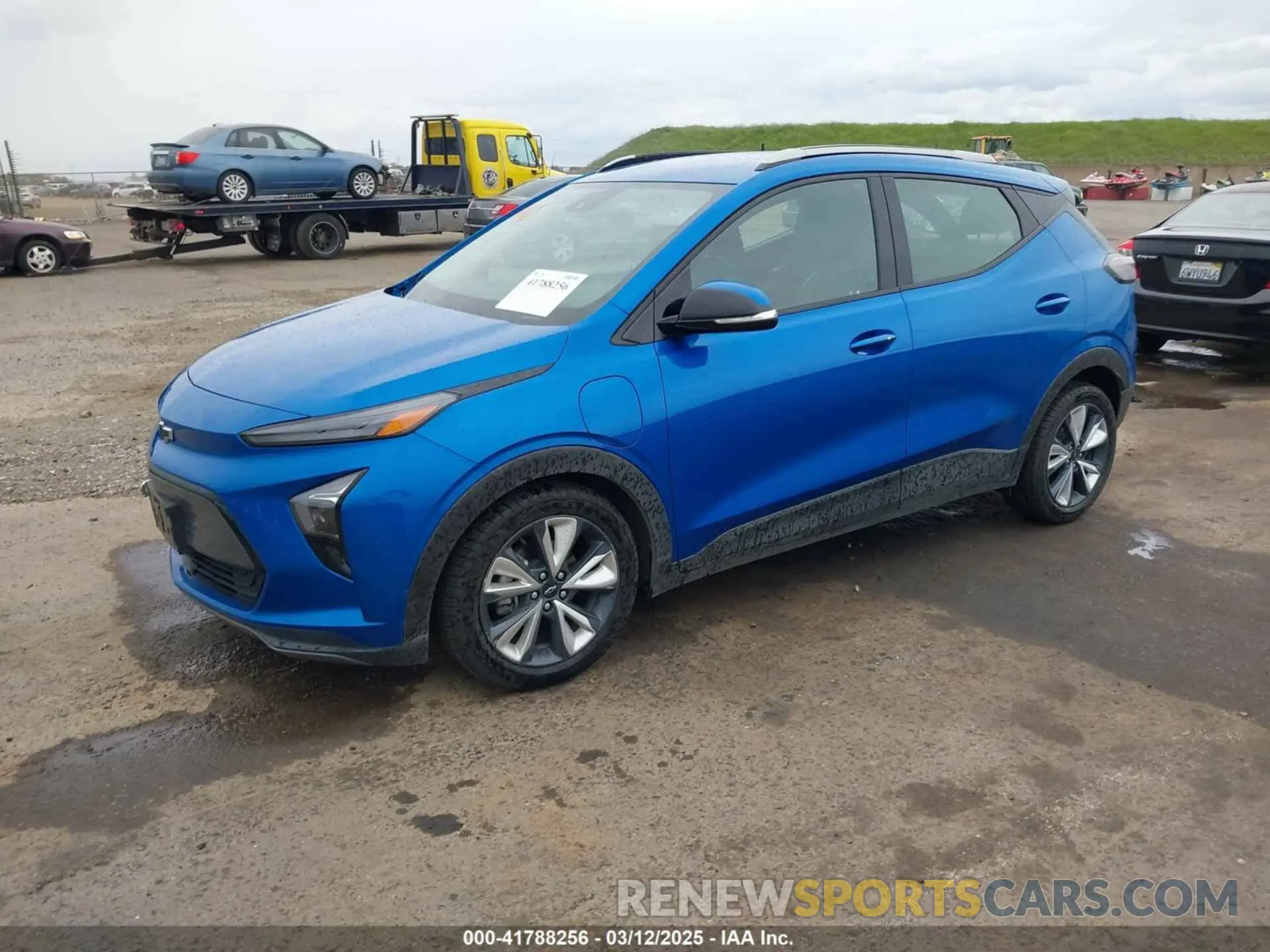 2 fotografías del automóvil dañado 1G1FY6S09P4103660 CHEVROLET BOLT EUV 2023