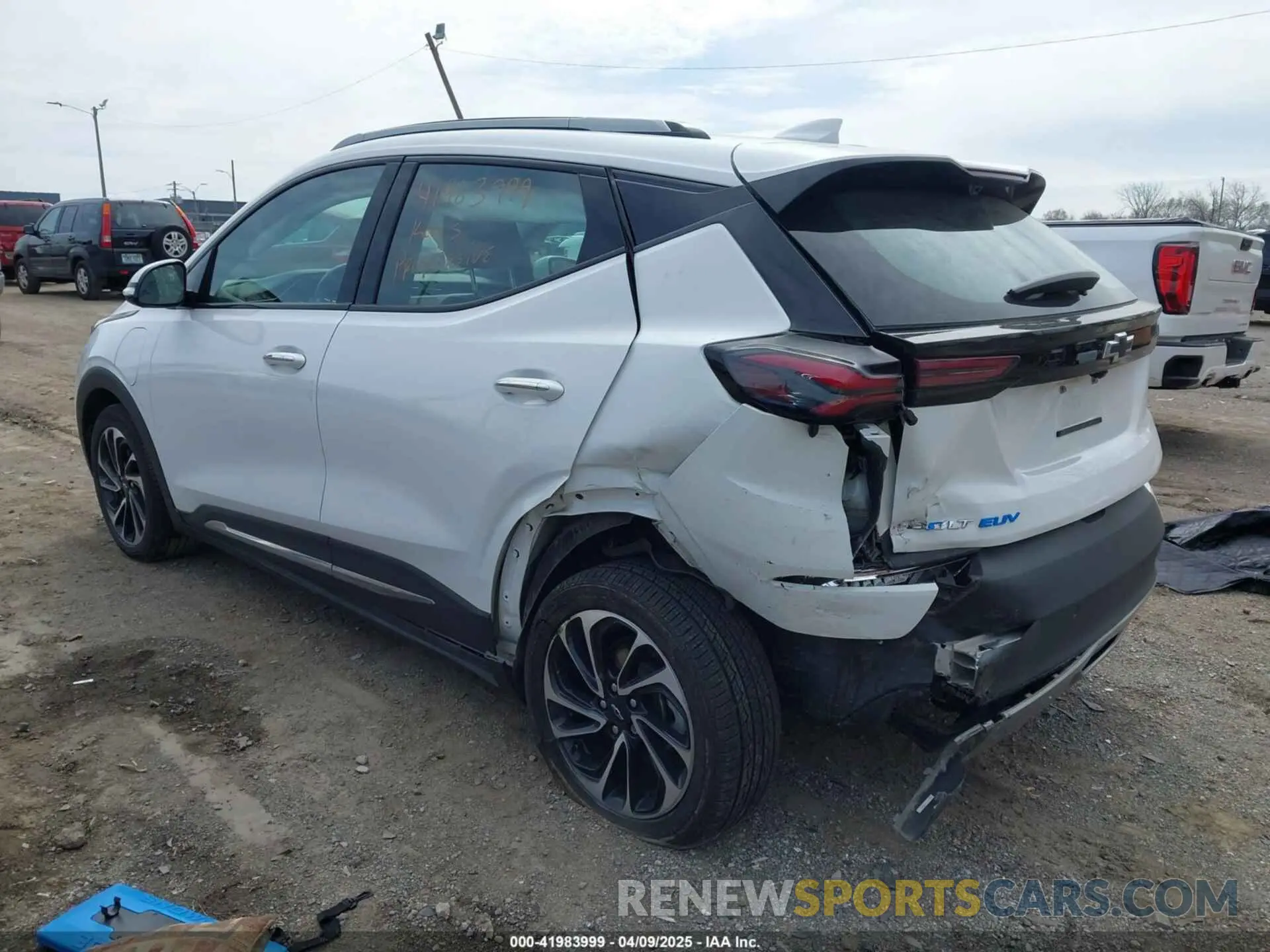 3 fotografías del automóvil dañado 1G1FZ6S04P4128947 CHEVROLET BOLT EUV 2023
