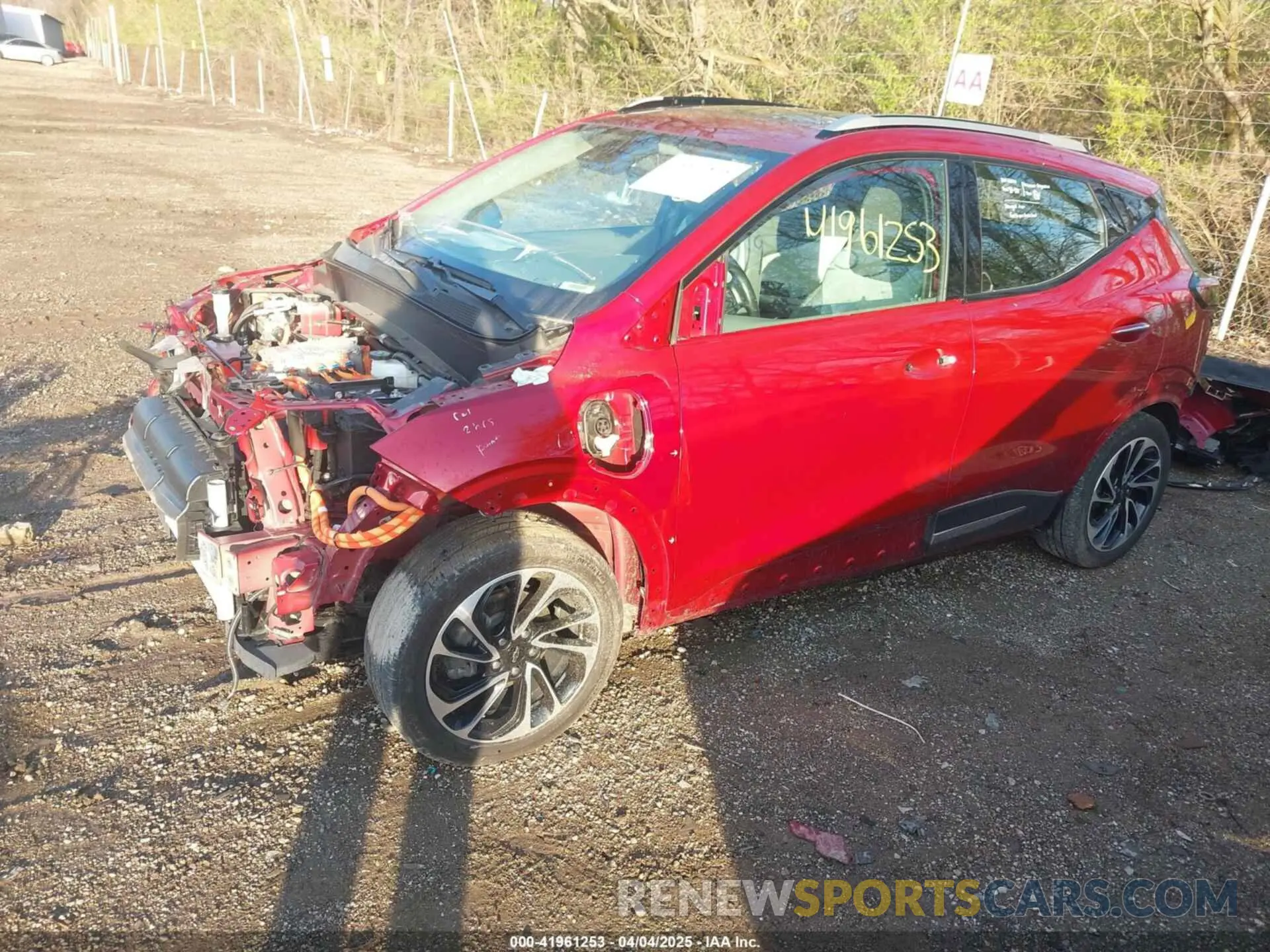 2 fotografías del automóvil dañado 1G1FZ6S08P4130314 CHEVROLET BOLT EUV 2023