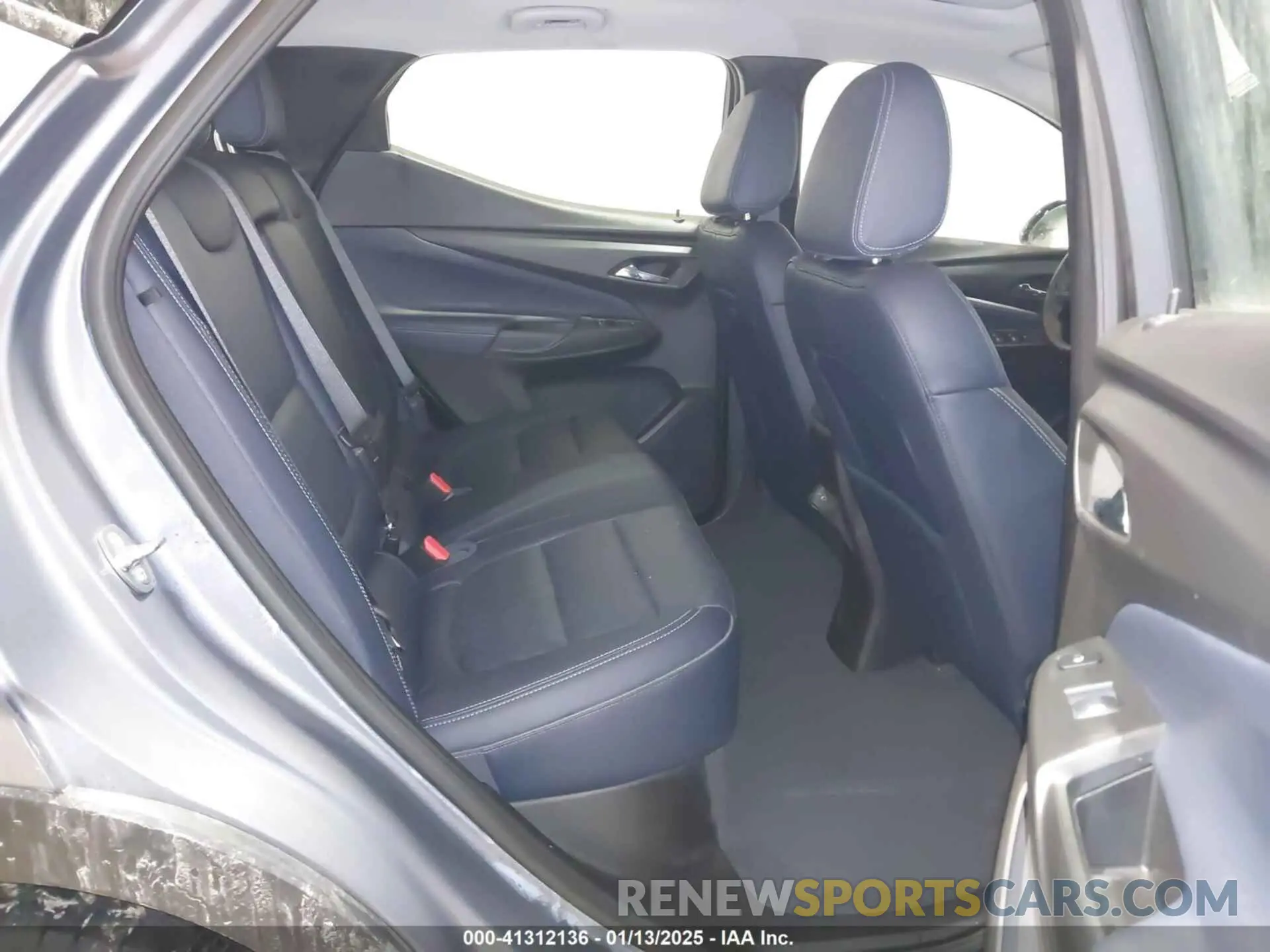 8 fotografías del automóvil dañado 1G1FZ6S09P4192188 CHEVROLET BOLT EUV 2023