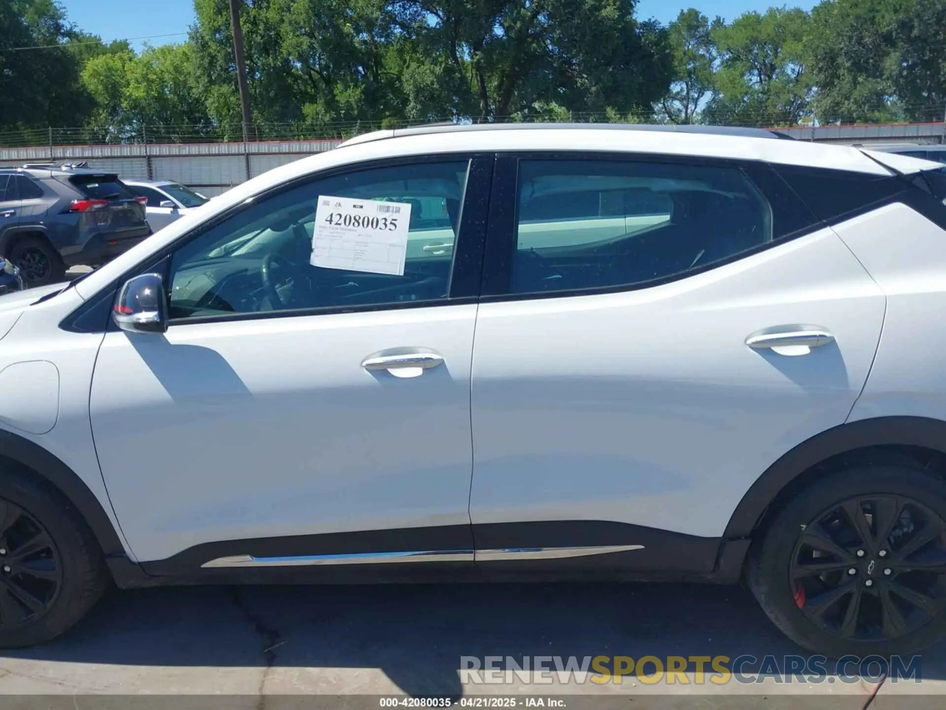 14 fotografías del automóvil dañado 1G1FZ6S0XP4180289 CHEVROLET BOLT EUV 2023