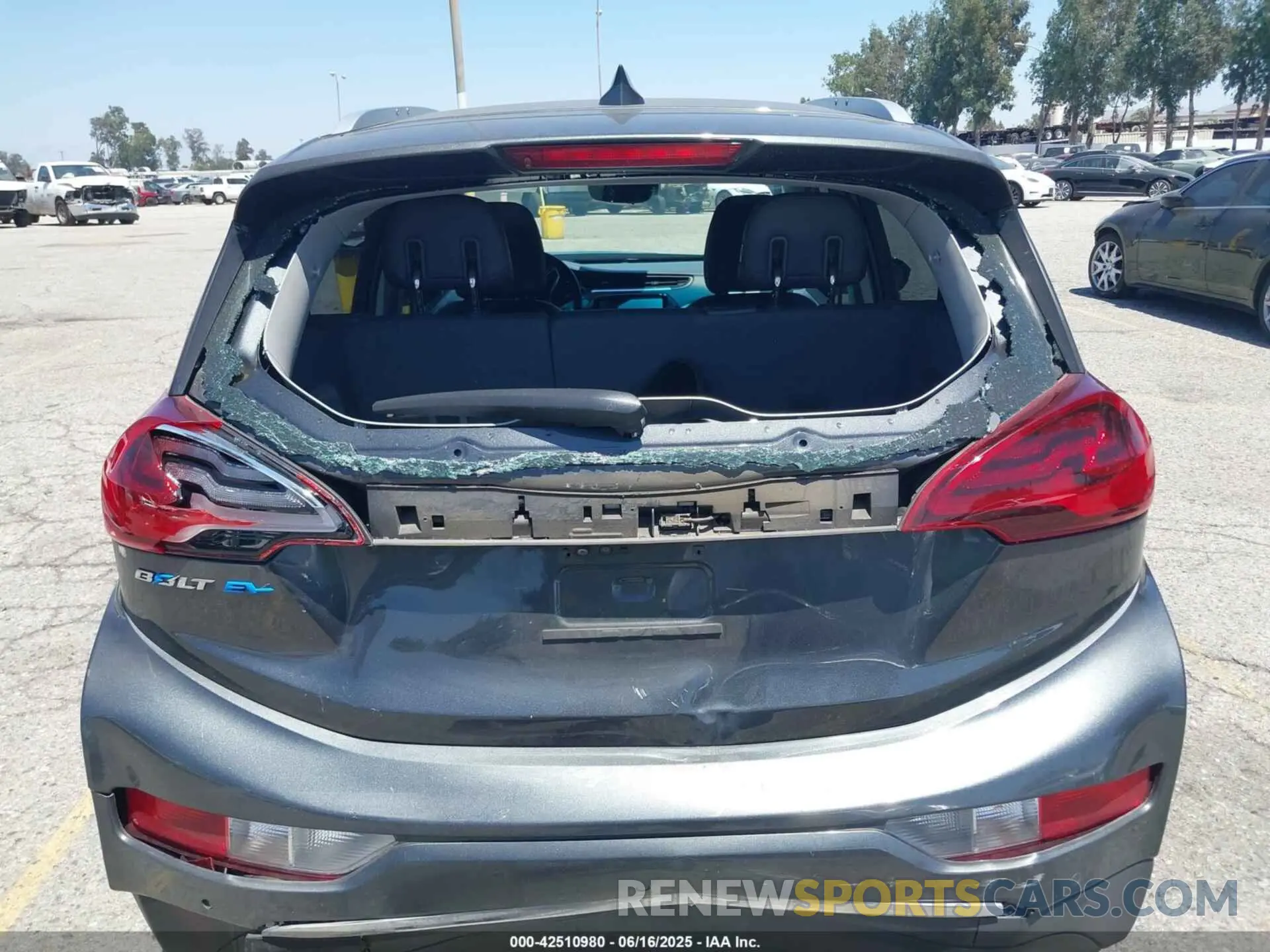19 fotografías del automóvil dañado 1G1FZ6S01L4141407 CHEVROLET BOLT EV 2020