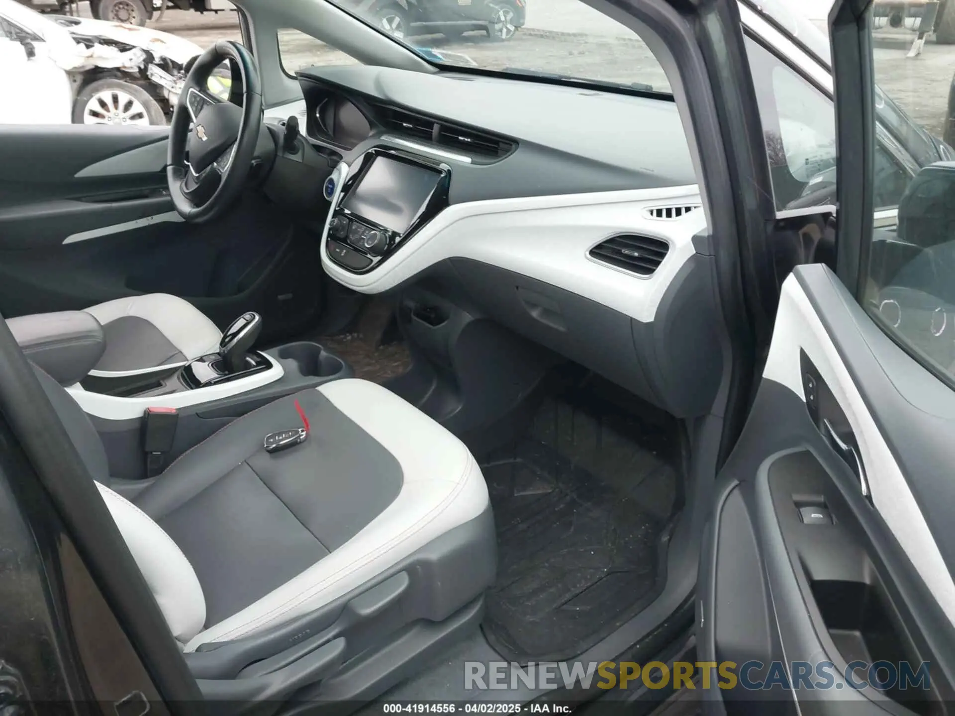 5 fotografías del automóvil dañado 1G1FZ6S0XL4138070 CHEVROLET BOLT EV 2020