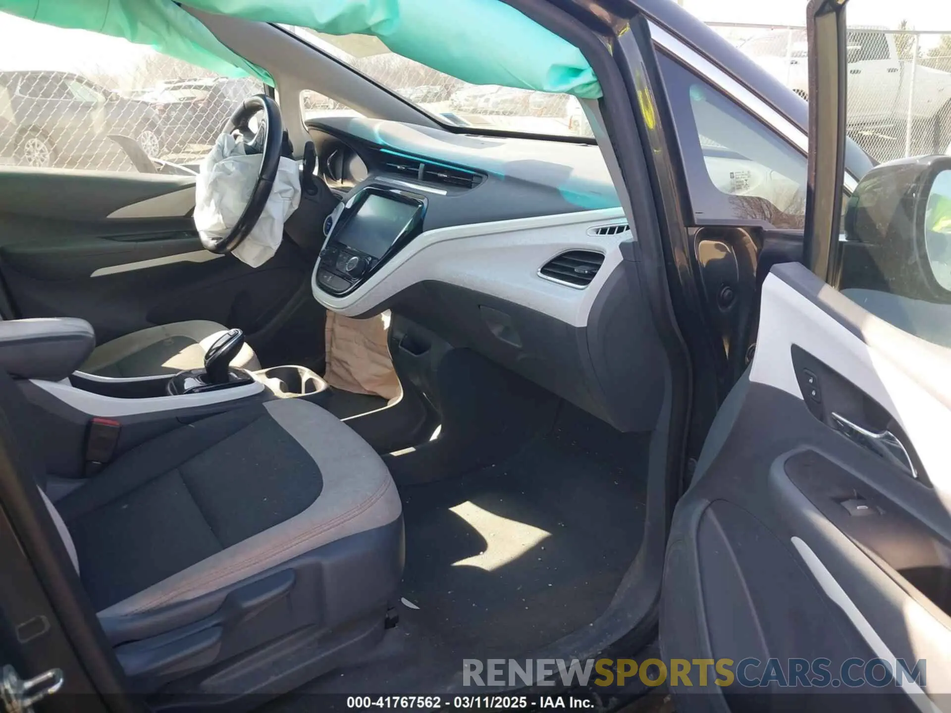 5 fotografías del automóvil dañado 1G1FY6S04M4107806 CHEVROLET BOLT EV 2021