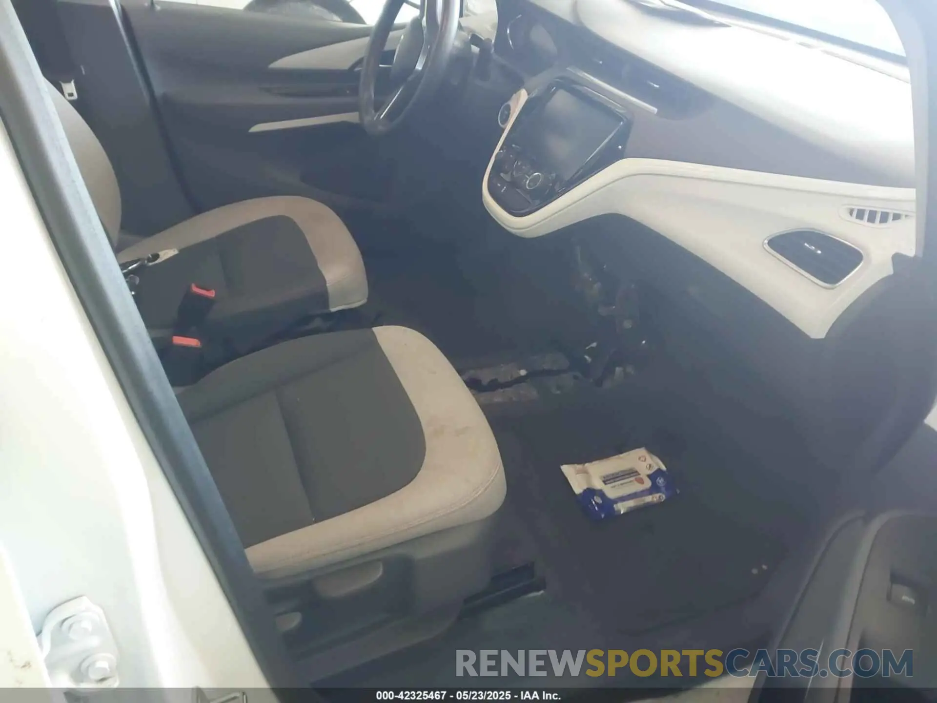 5 fotografías del automóvil dañado 1G1FY6S04M4110446 CHEVROLET BOLT EV 2021