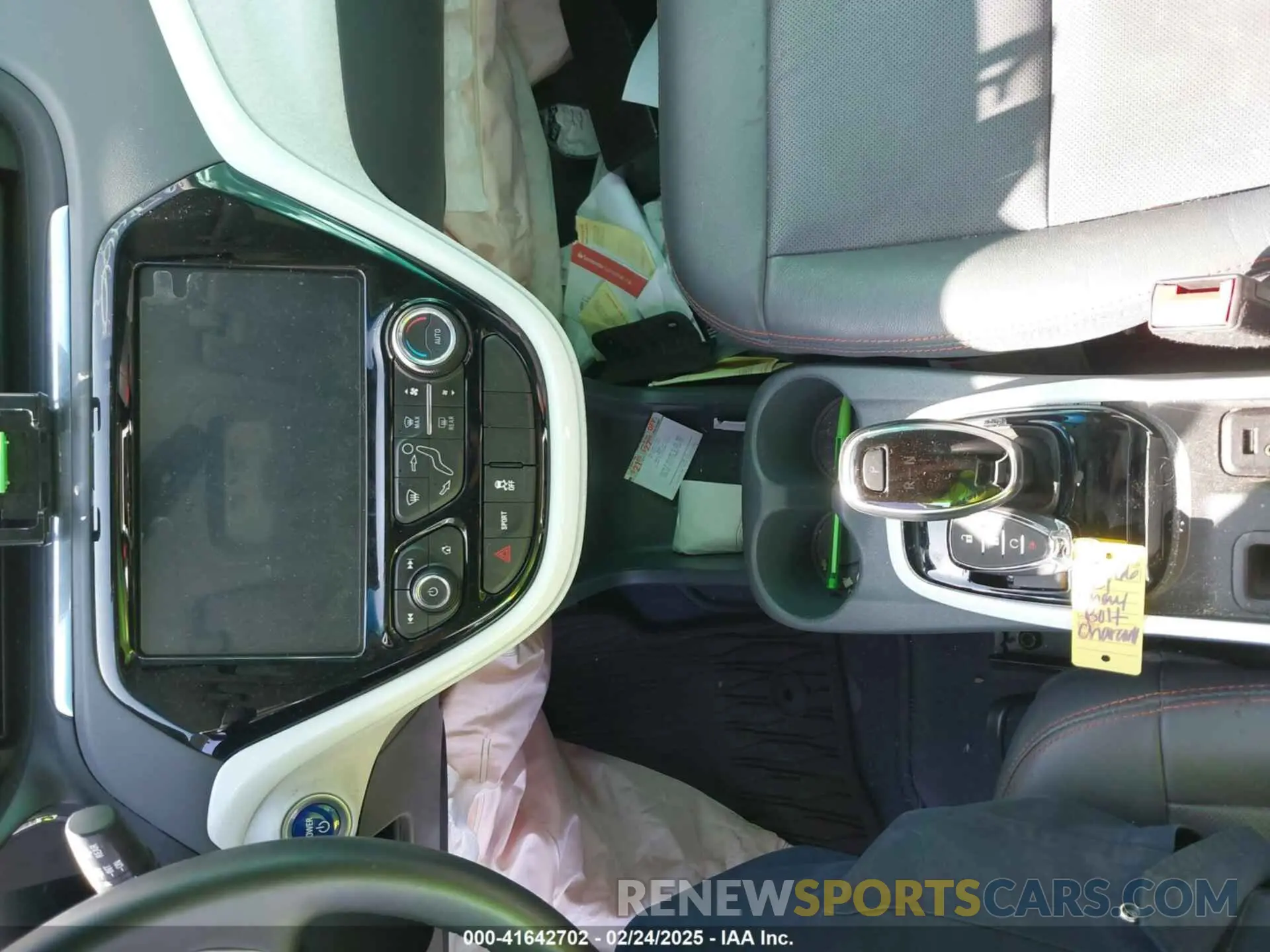 11 fotografías del automóvil dañado 1G1FZ6S01M4113902 CHEVROLET BOLT EV 2021