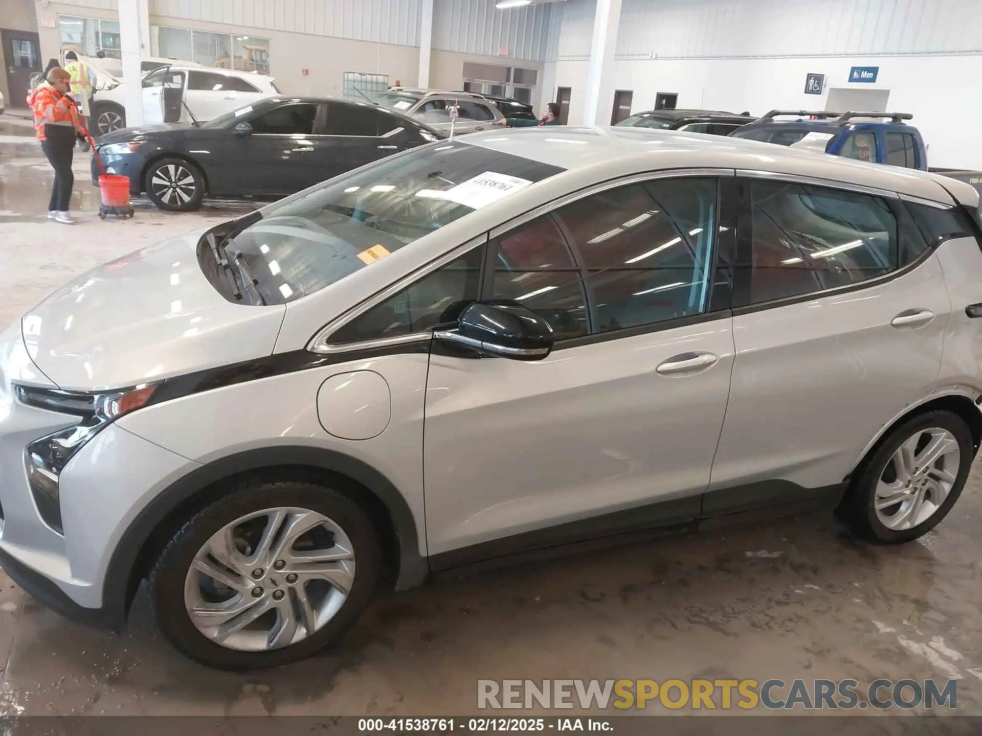 15 fotografías del automóvil dañado 1G1FW6S08N4110327 CHEVROLET BOLT EV 2022