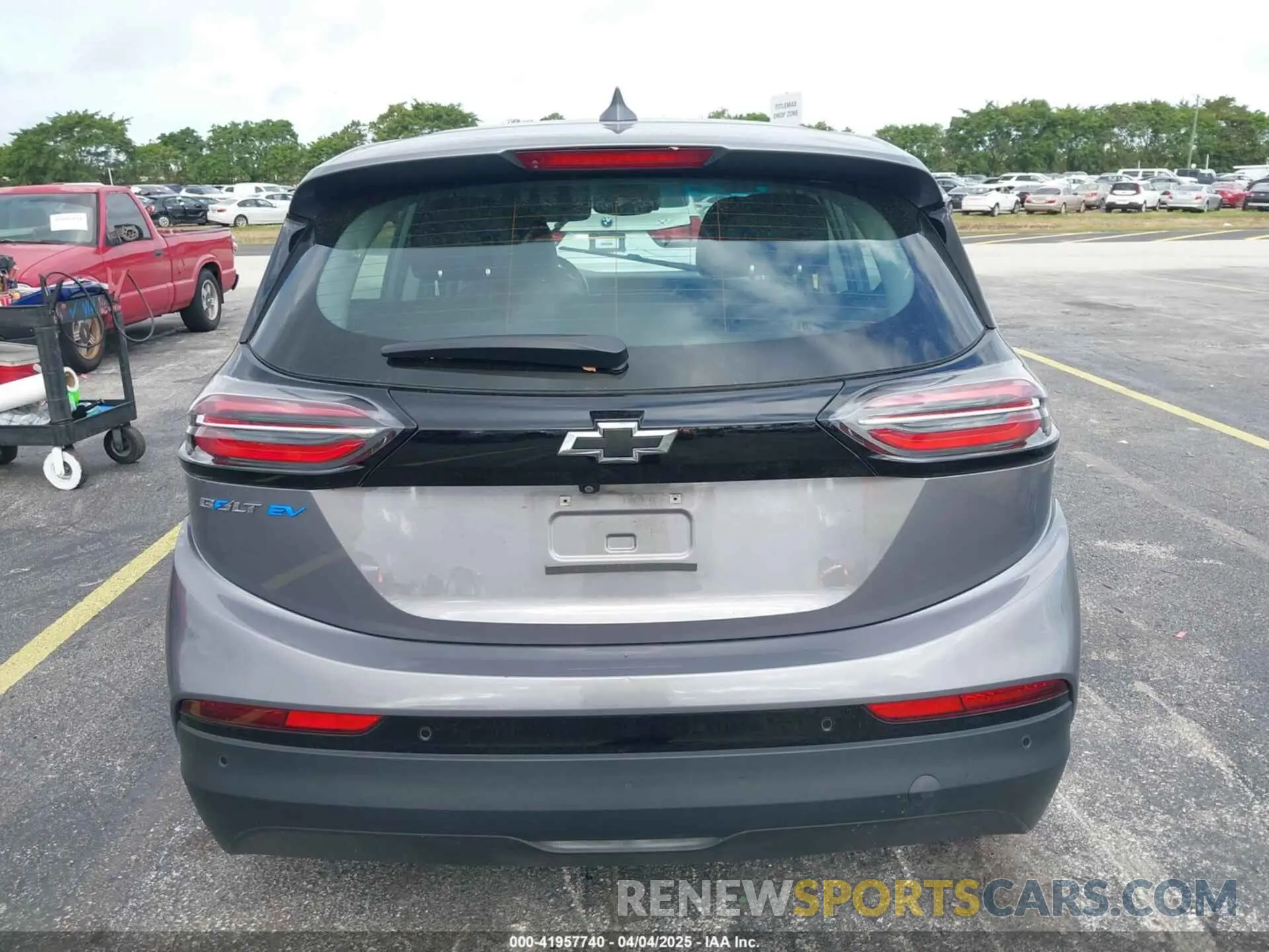 16 fotografías del automóvil dañado 1G1FX6S02P4175819 CHEVROLET BOLT EV 2023