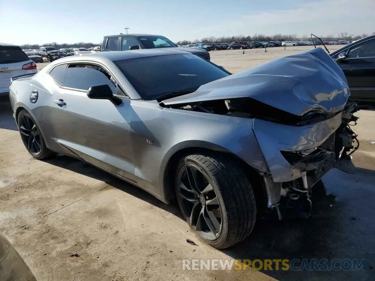 4 fotografías del automóvil dañado 1G1FA1RS2K0136000 CHEVROLET CAMARO 2019