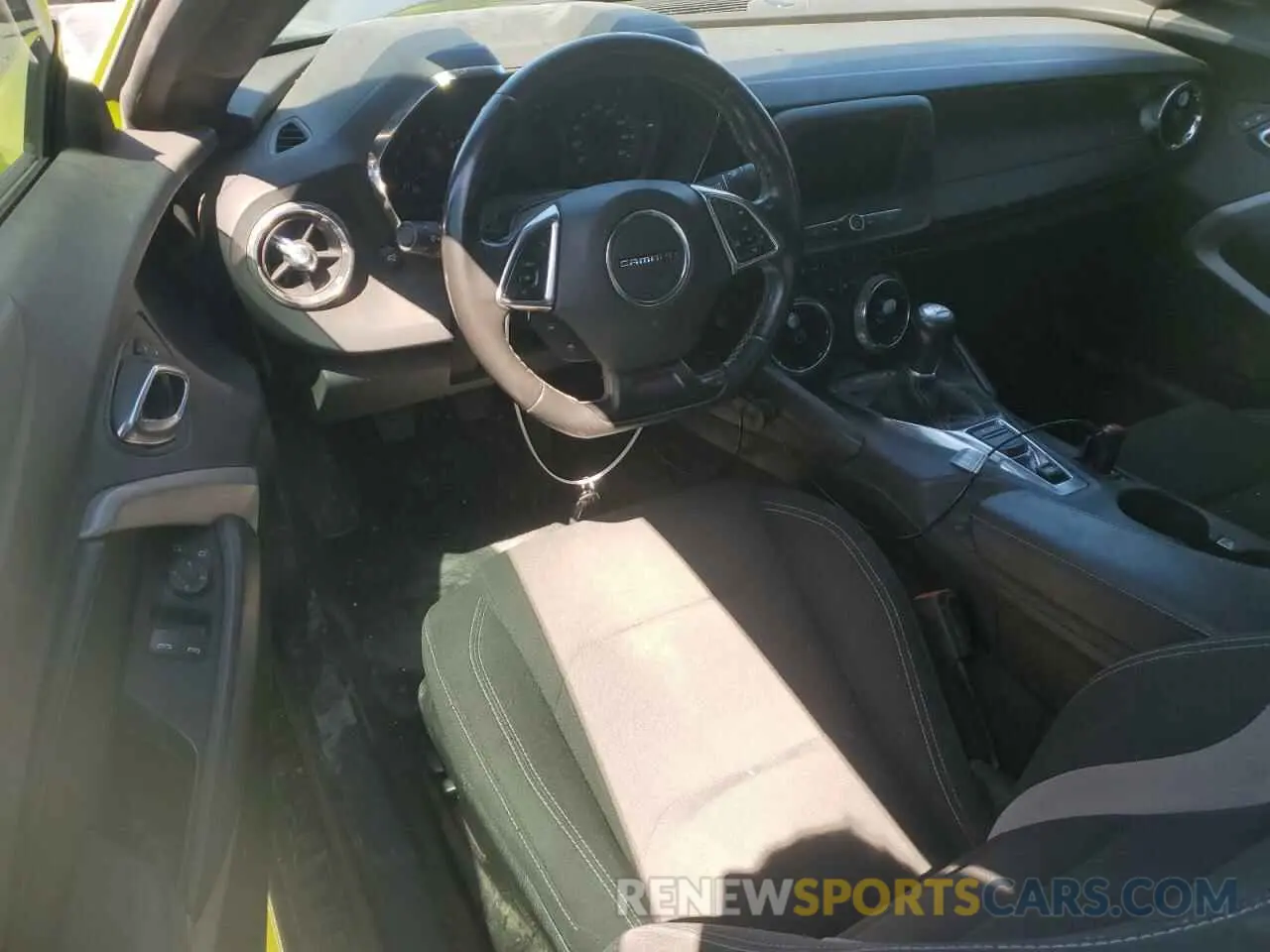 8 fotografías del automóvil dañado 1G1FA1RX3K0155165 CHEVROLET CAMARO 2019