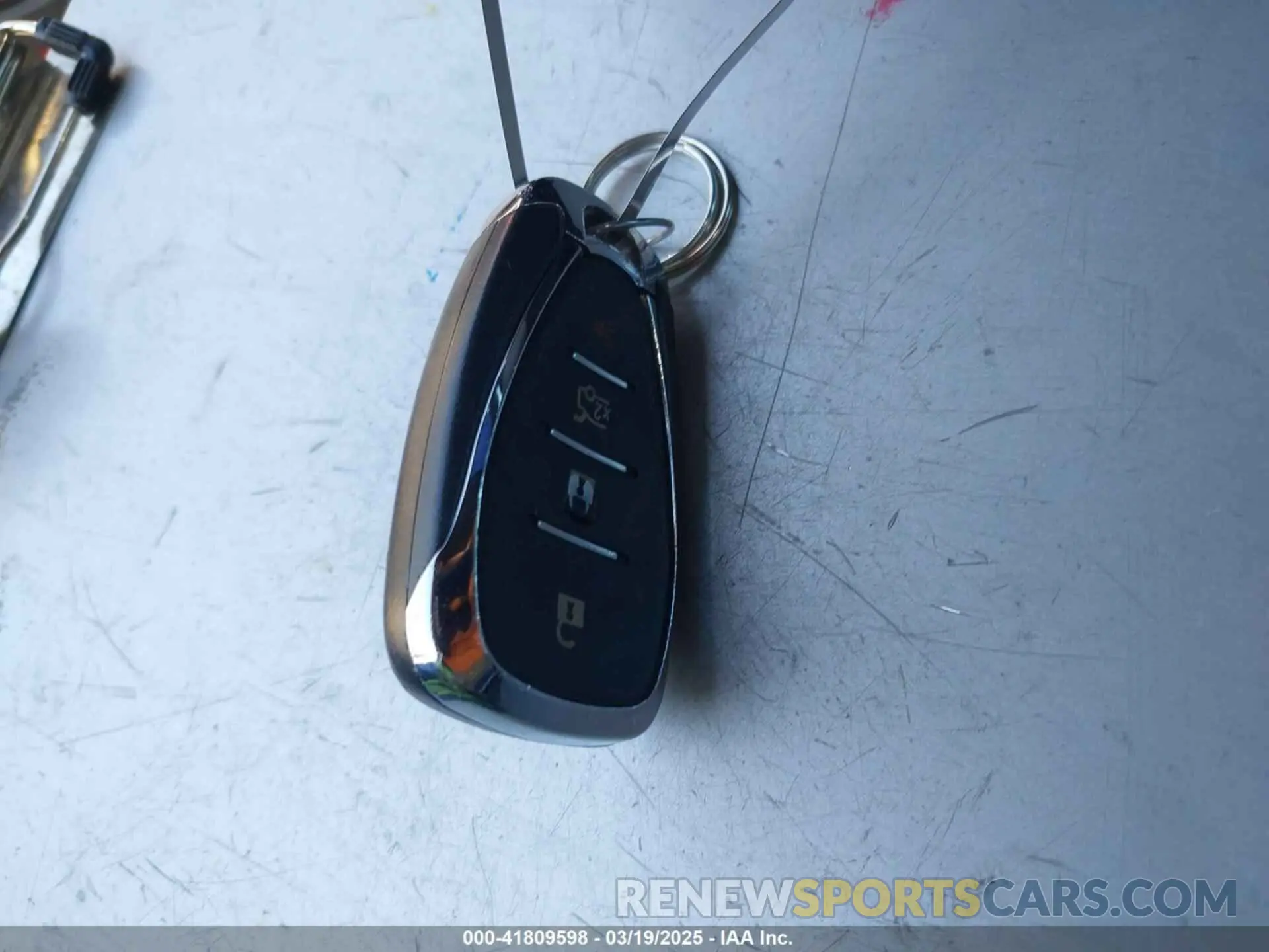 11 fotografías del automóvil dañado 1G1FA1RXXK0117139 CHEVROLET CAMARO 2019