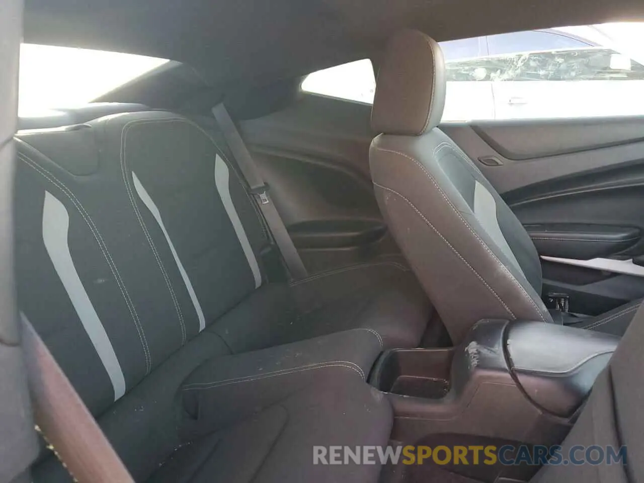 10 fotografías del automóvil dañado 1G1FB1RS1K0102921 CHEVROLET CAMARO 2019