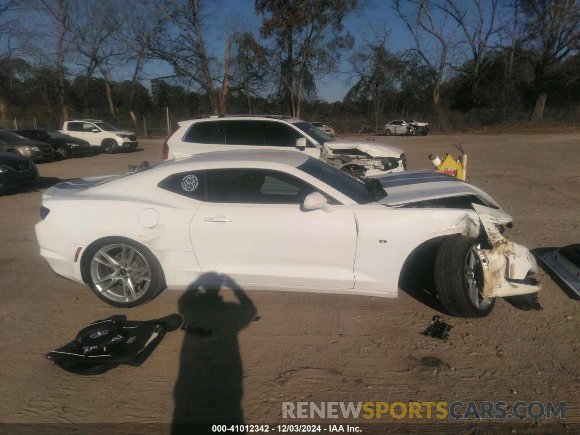 14 fotografías del automóvil dañado 1G1FB1RS2K0117623 CHEVROLET CAMARO 2019