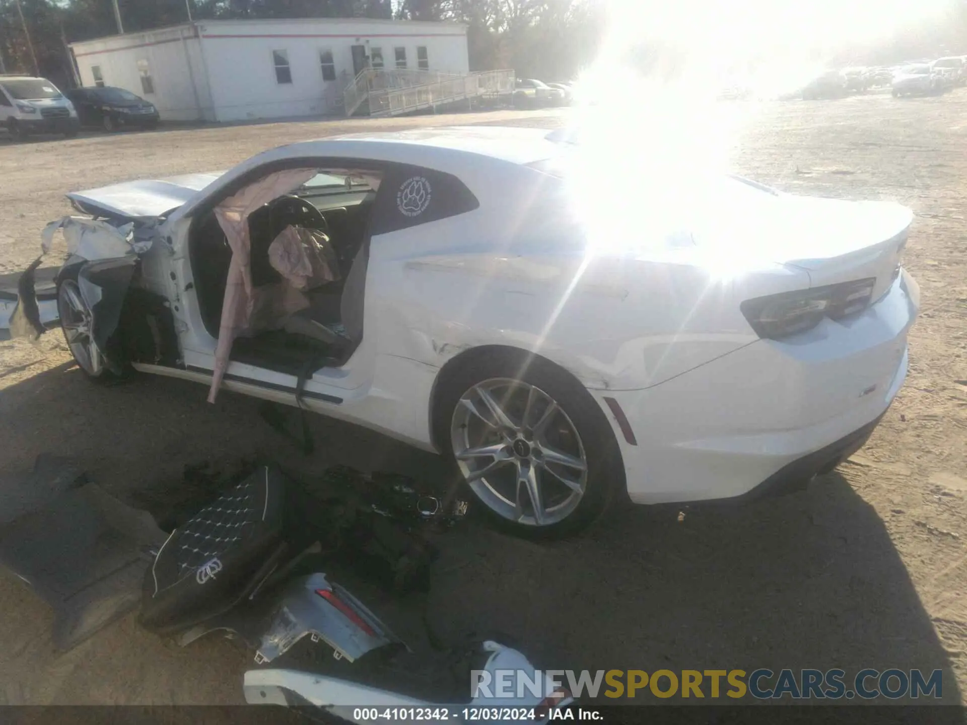 3 fotografías del automóvil dañado 1G1FB1RS2K0117623 CHEVROLET CAMARO 2019