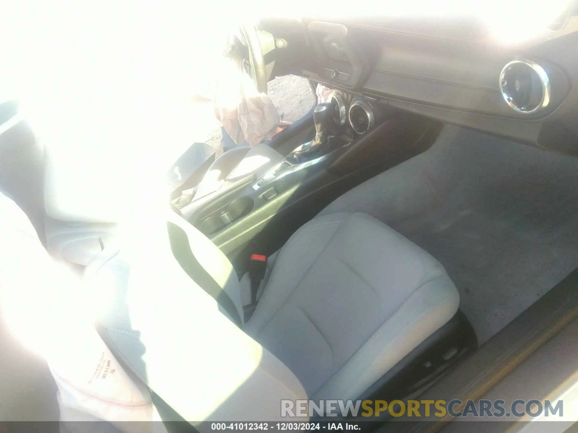 5 fotografías del automóvil dañado 1G1FB1RS2K0117623 CHEVROLET CAMARO 2019