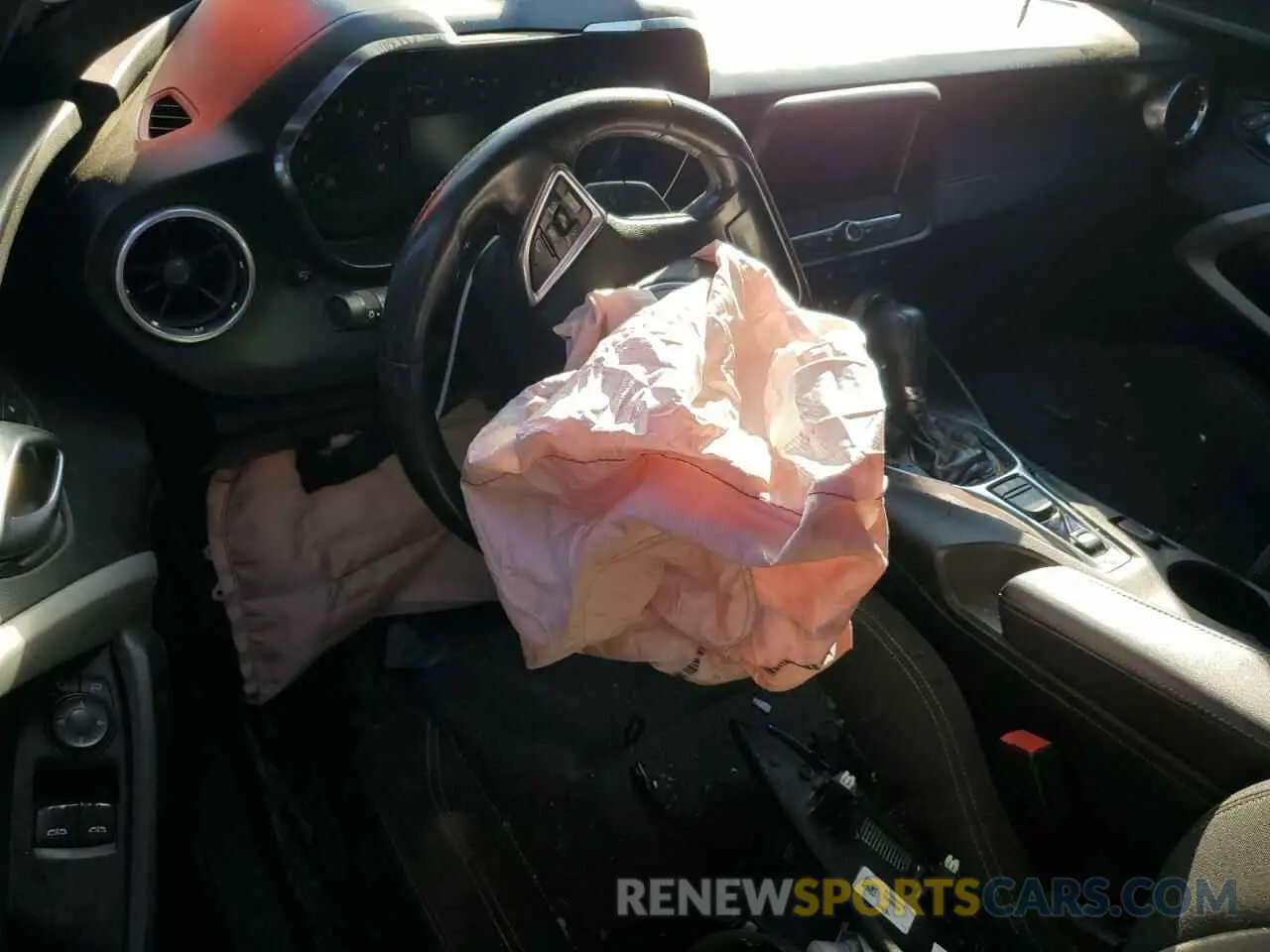 8 fotografías del automóvil dañado 1G1FB1RS3K0138044 CHEVROLET CAMARO 2019