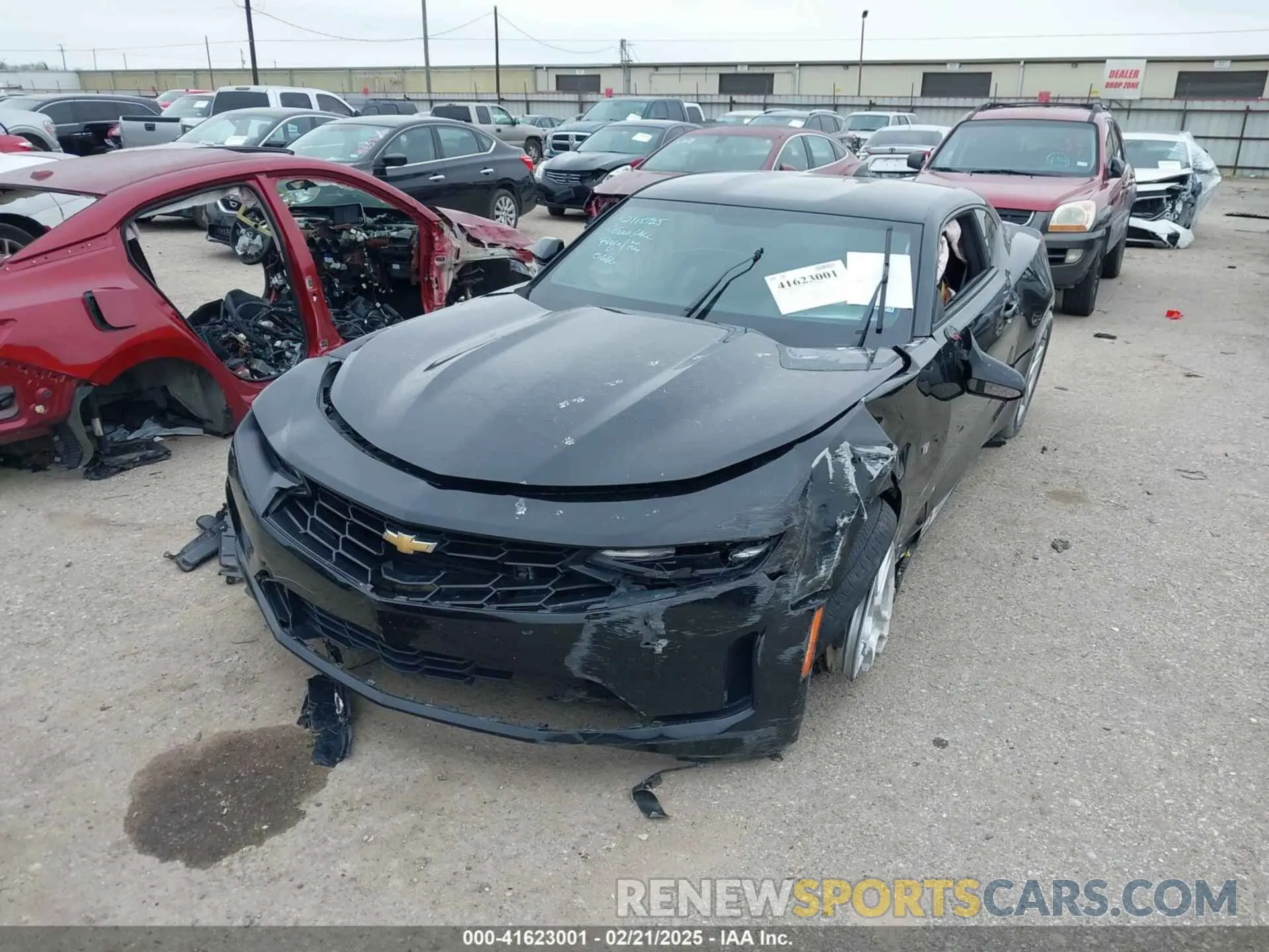 2 fotografías del automóvil dañado 1G1FB1RS4K0105666 CHEVROLET CAMARO 2019