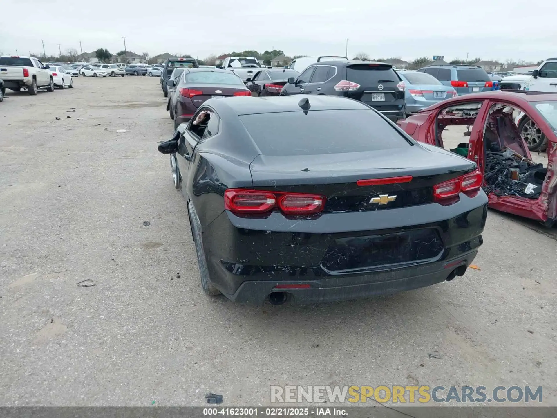 3 fotografías del automóvil dañado 1G1FB1RS4K0105666 CHEVROLET CAMARO 2019