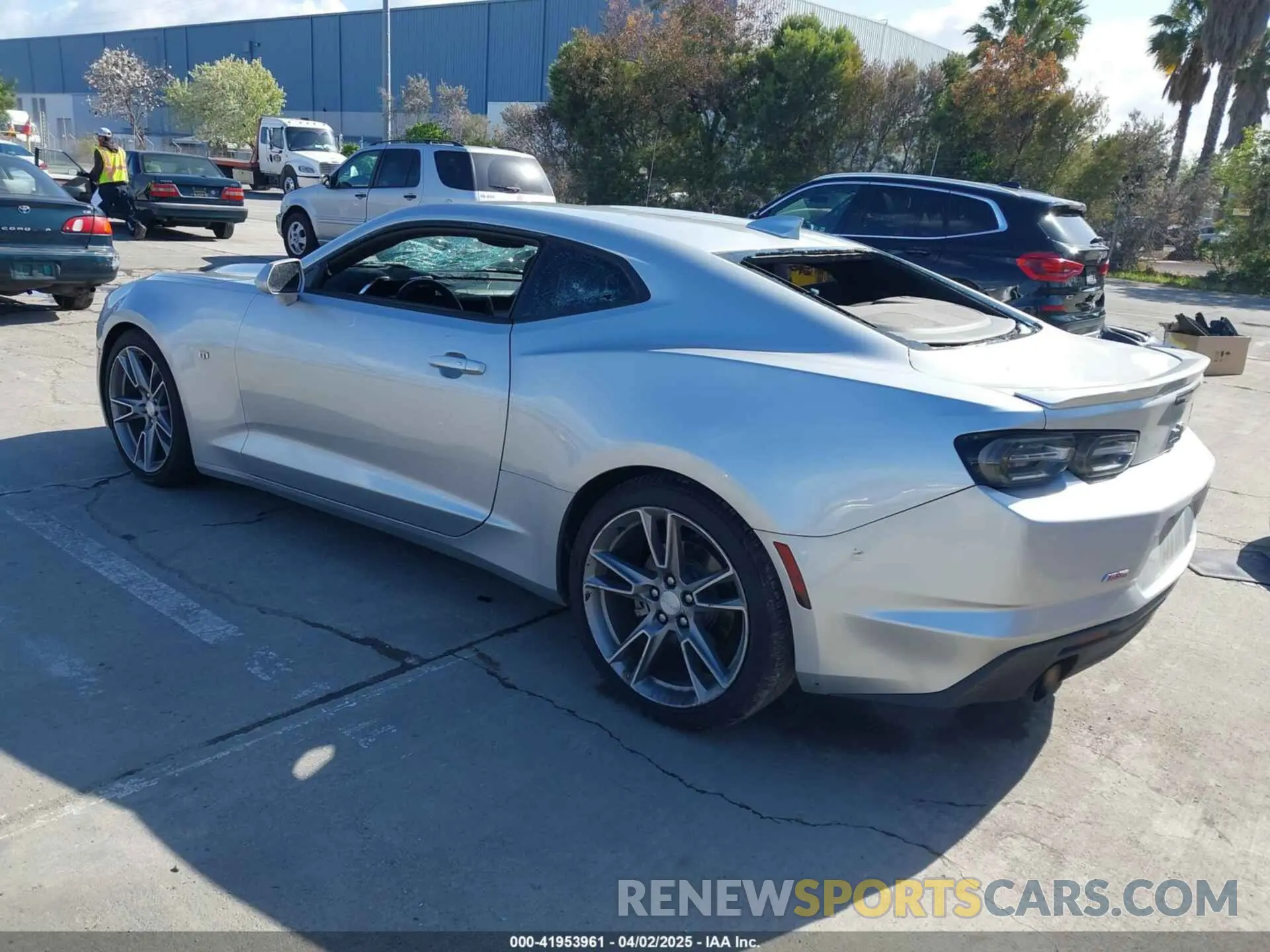 3 fotografías del automóvil dañado 1G1FB1RS5K0123710 CHEVROLET CAMARO 2019