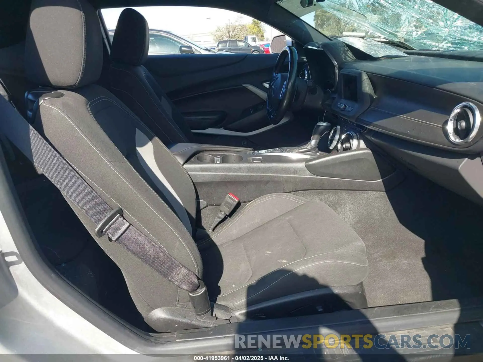 5 fotografías del automóvil dañado 1G1FB1RS5K0123710 CHEVROLET CAMARO 2019