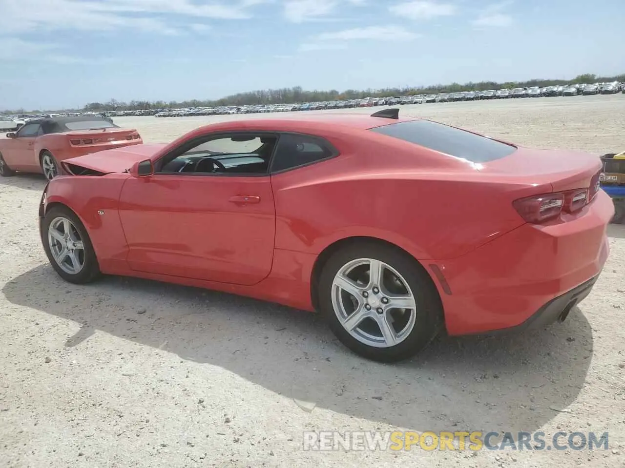 2 fotografías del automóvil dañado 1G1FB1RS6K0106754 CHEVROLET CAMARO 2019